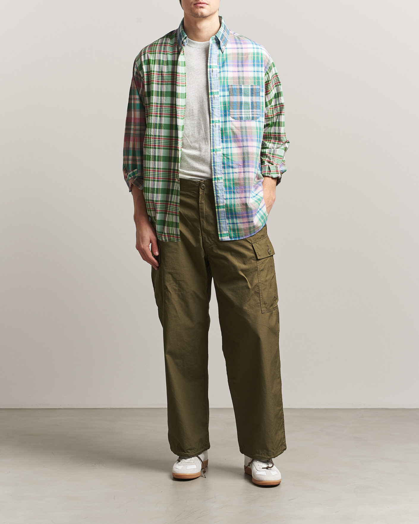 Herr | Byxor | BEAMS PLUS | MIL 6 Pocket Cargo Pants Olive