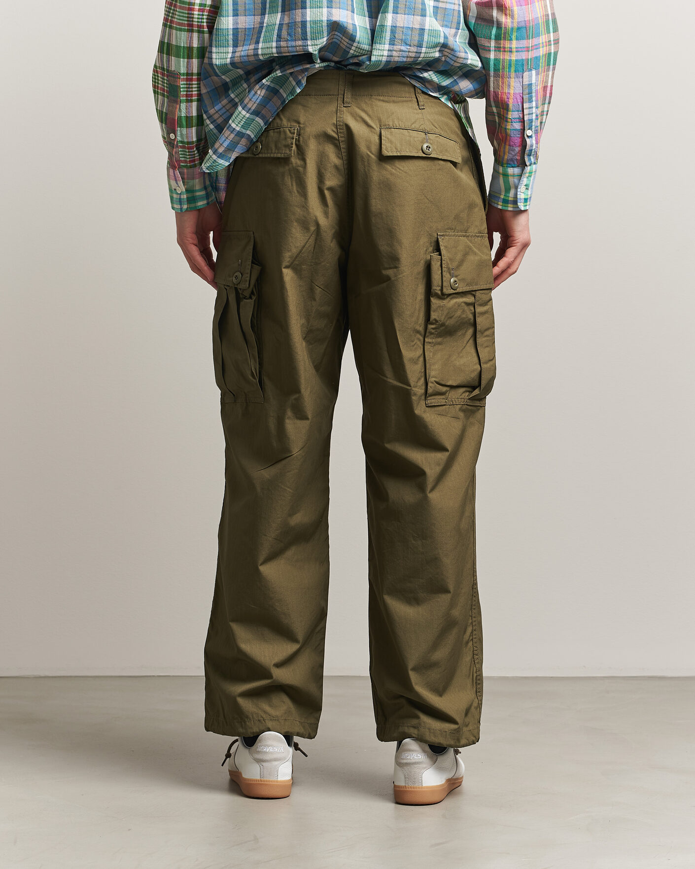 Herr | Byxor | BEAMS PLUS | MIL 6 Pocket Cargo Pants Olive