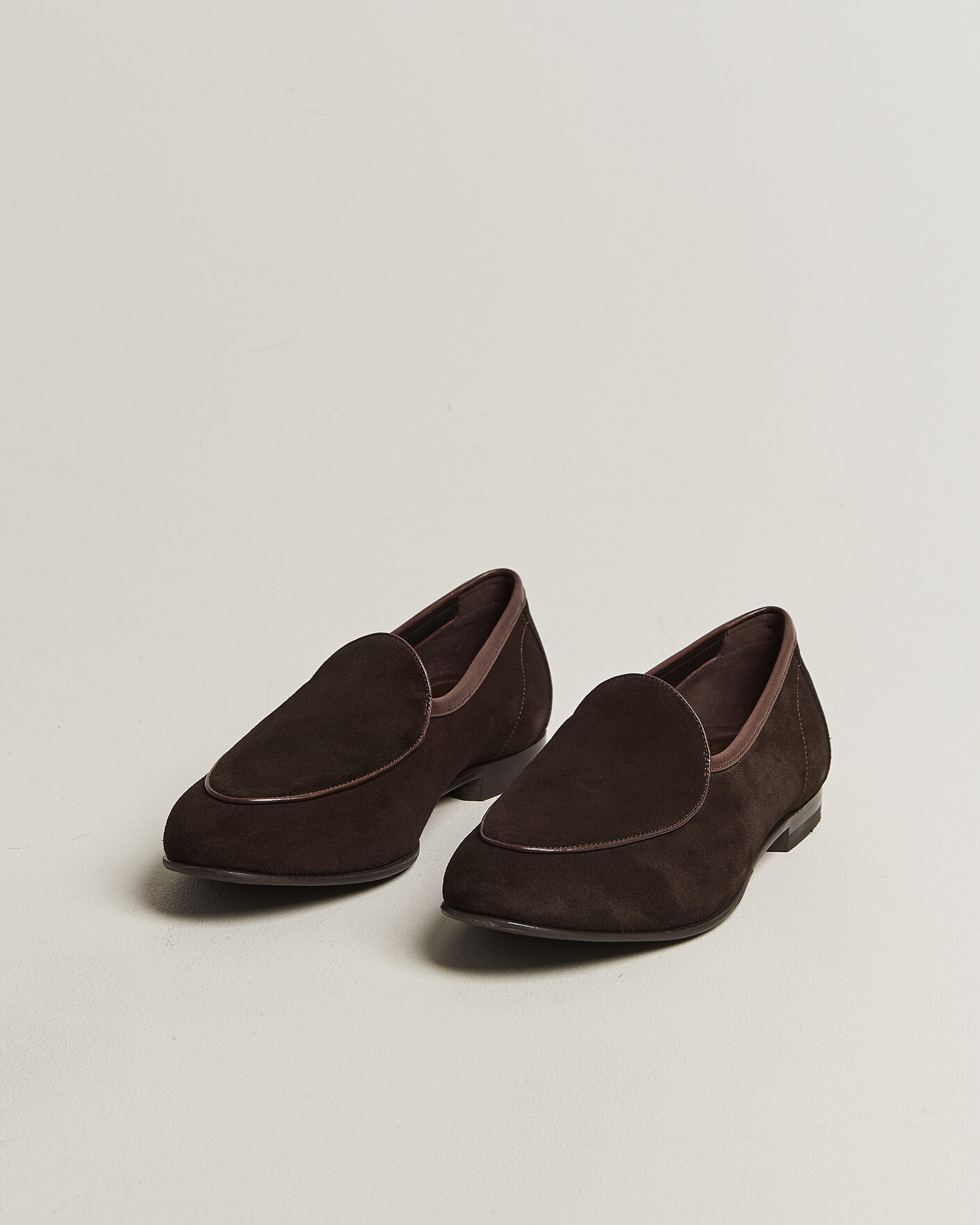 Herr | Loafers | Loake 1880 | Belgrave Suede Belgian Loafer Dark Brown