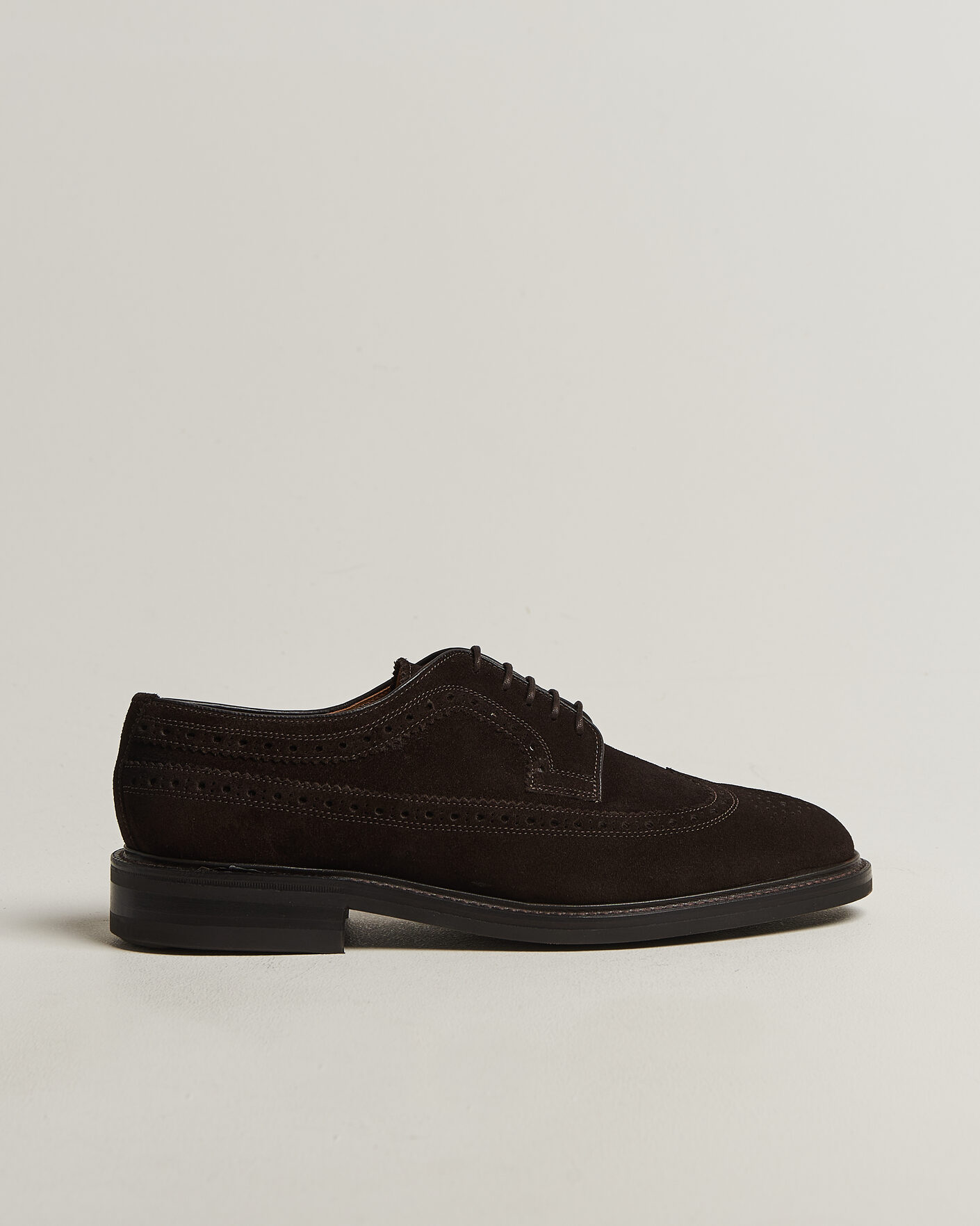 Herr | Derbys | Loake Shoemakers | Sovereign Longwing Suede Derby Dark Brown
