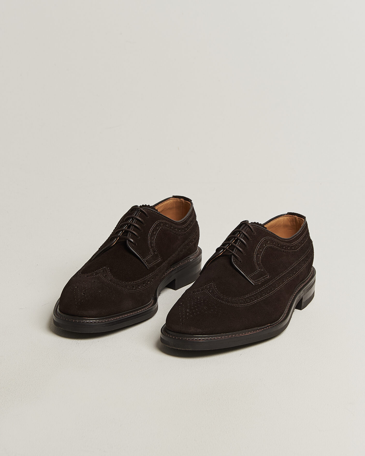 Herr | Derbys | Loake Shoemakers | Sovereign Longwing Suede Derby Dark Brown