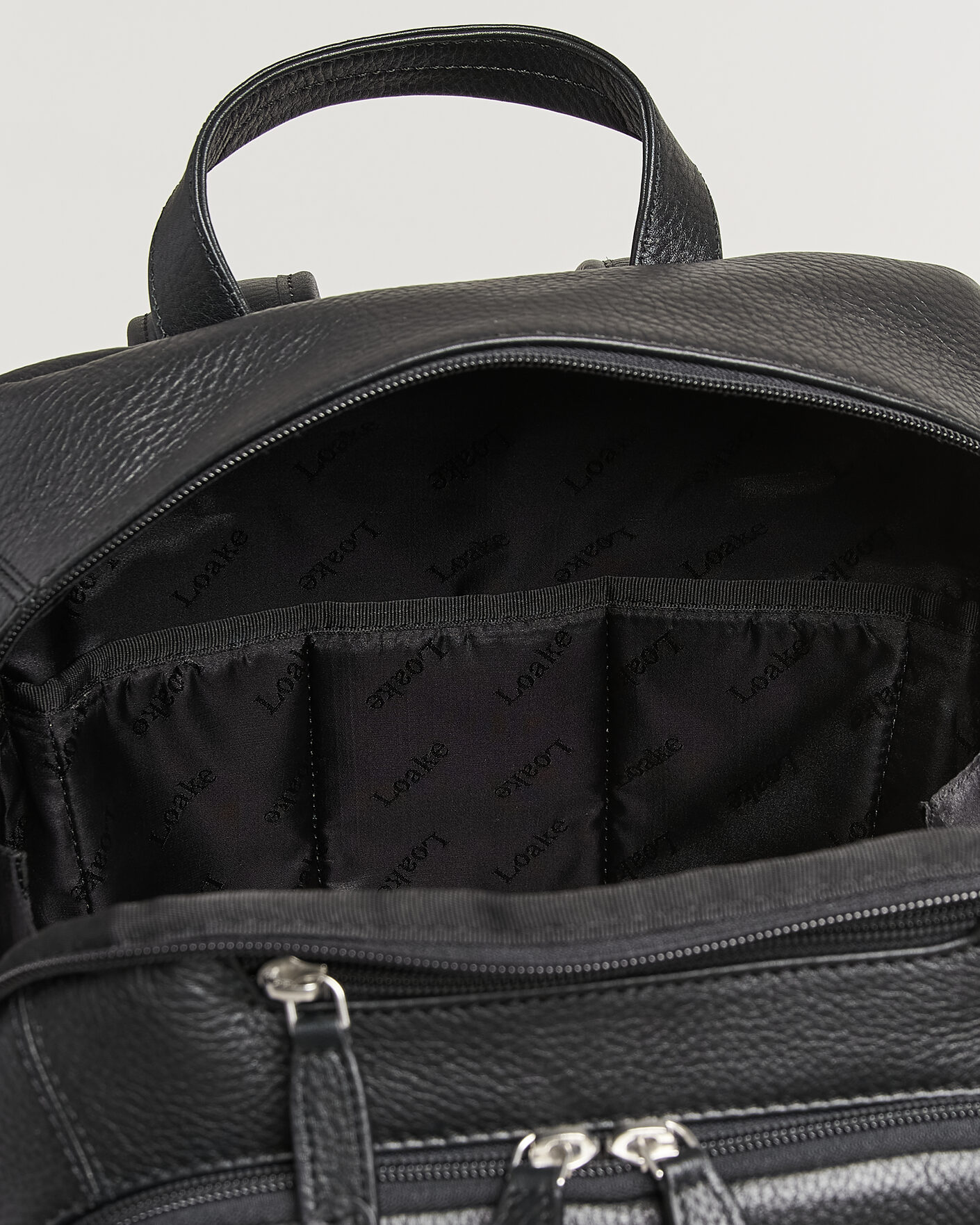 Herr | Väskor | Loake Shoemakers | Waterloo Grained Leather Backpack Black
