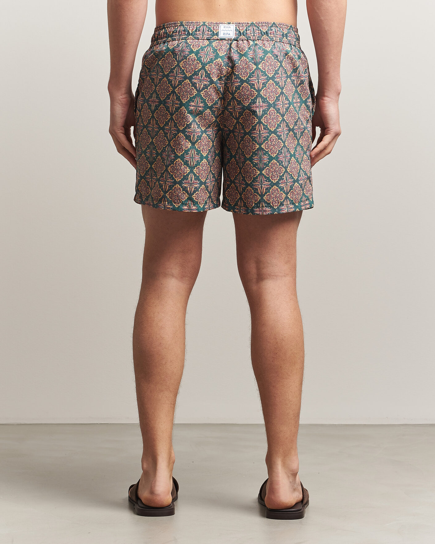 Herr | Badbyxor | Ripa Ripa | Printed Swimshorts Green/Red