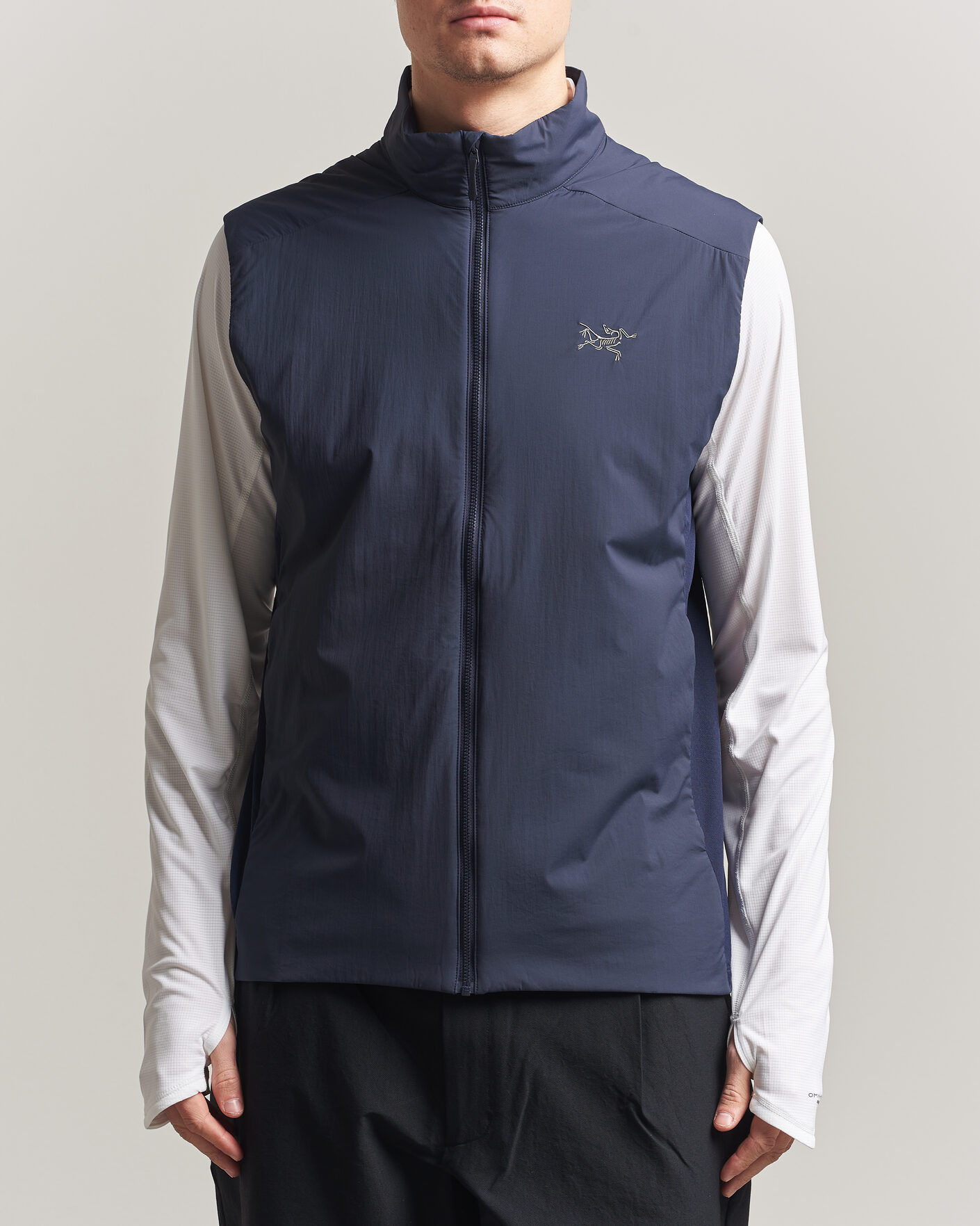 Herr | Västar | Arc'teryx | Atom Lightweight Vest Black Sapphire