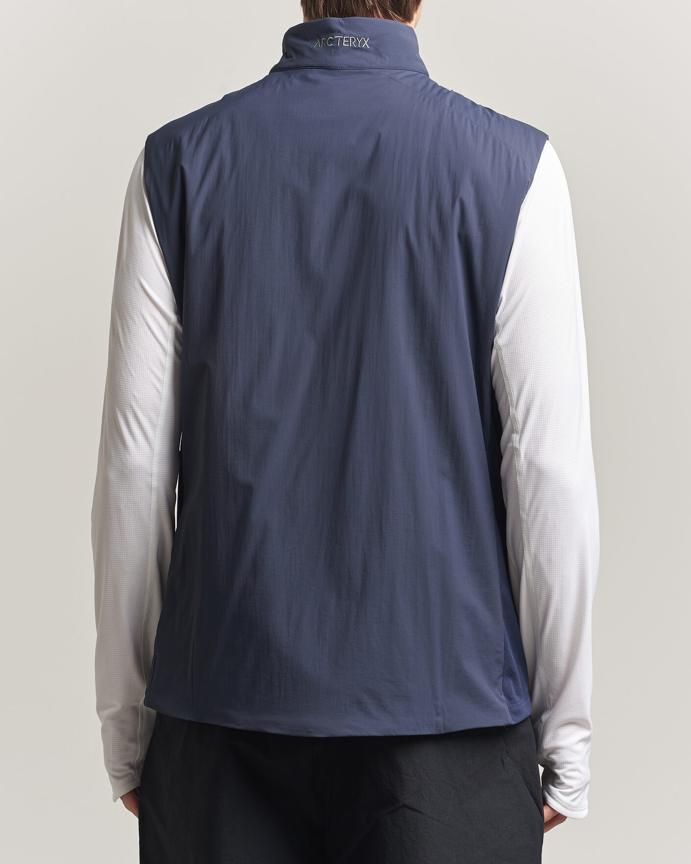Herr | Västar | Arc'teryx | Atom Lightweight Vest Black Sapphire