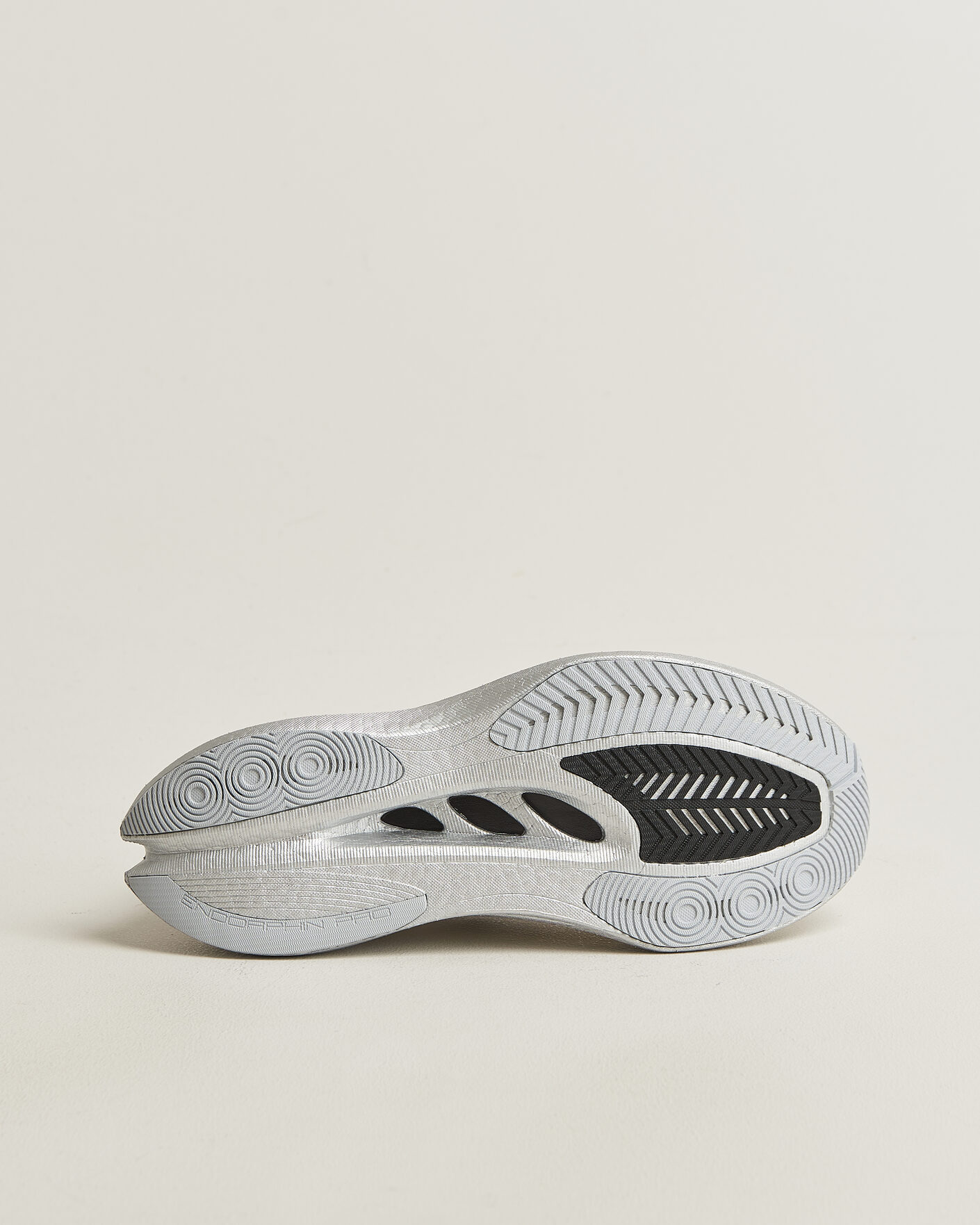 Herr | Löparskor | Saucony | Endorphin Pro 5 White/Black