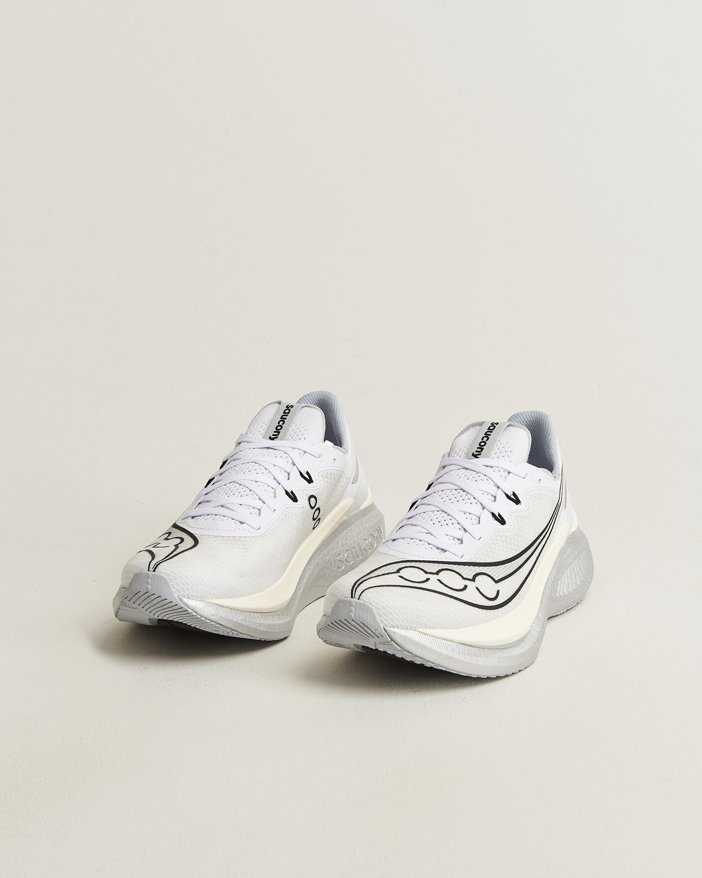 Herr | Löparskor | Saucony | Endorphin Pro 5 White/Black