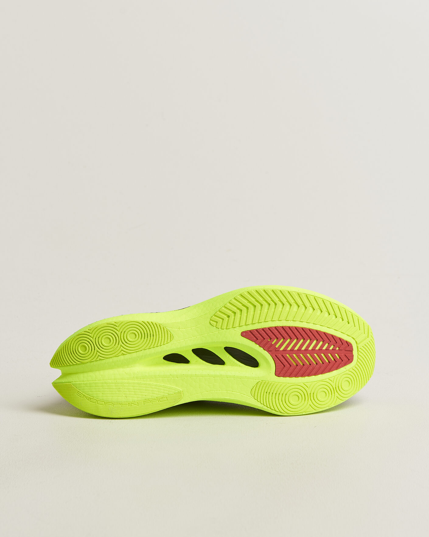 Herr | Löparskor | Saucony | Endorphin Pro 5 Black/Shock