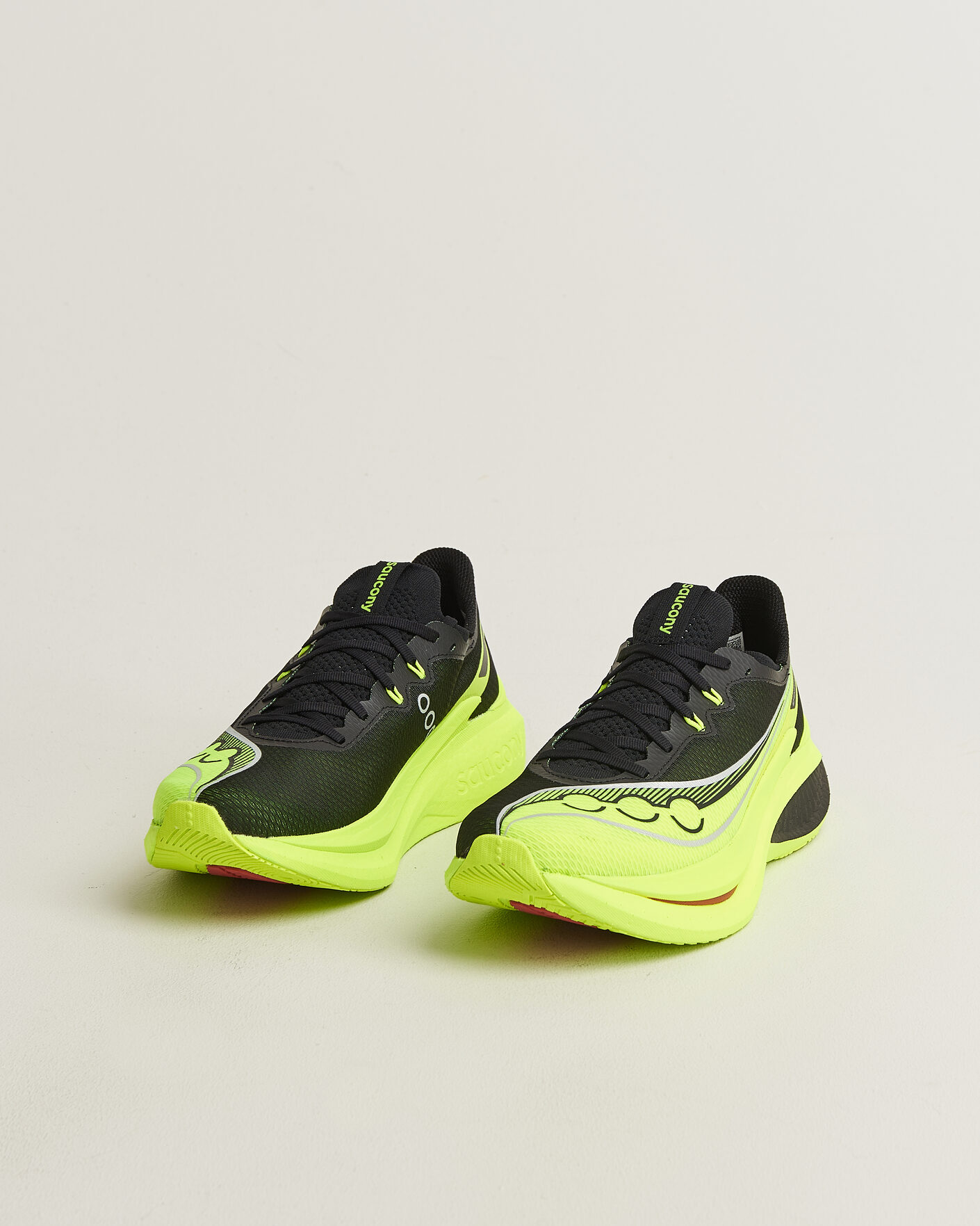 Herr | Löparskor | Saucony | Endorphin Pro 5 Black/Shock