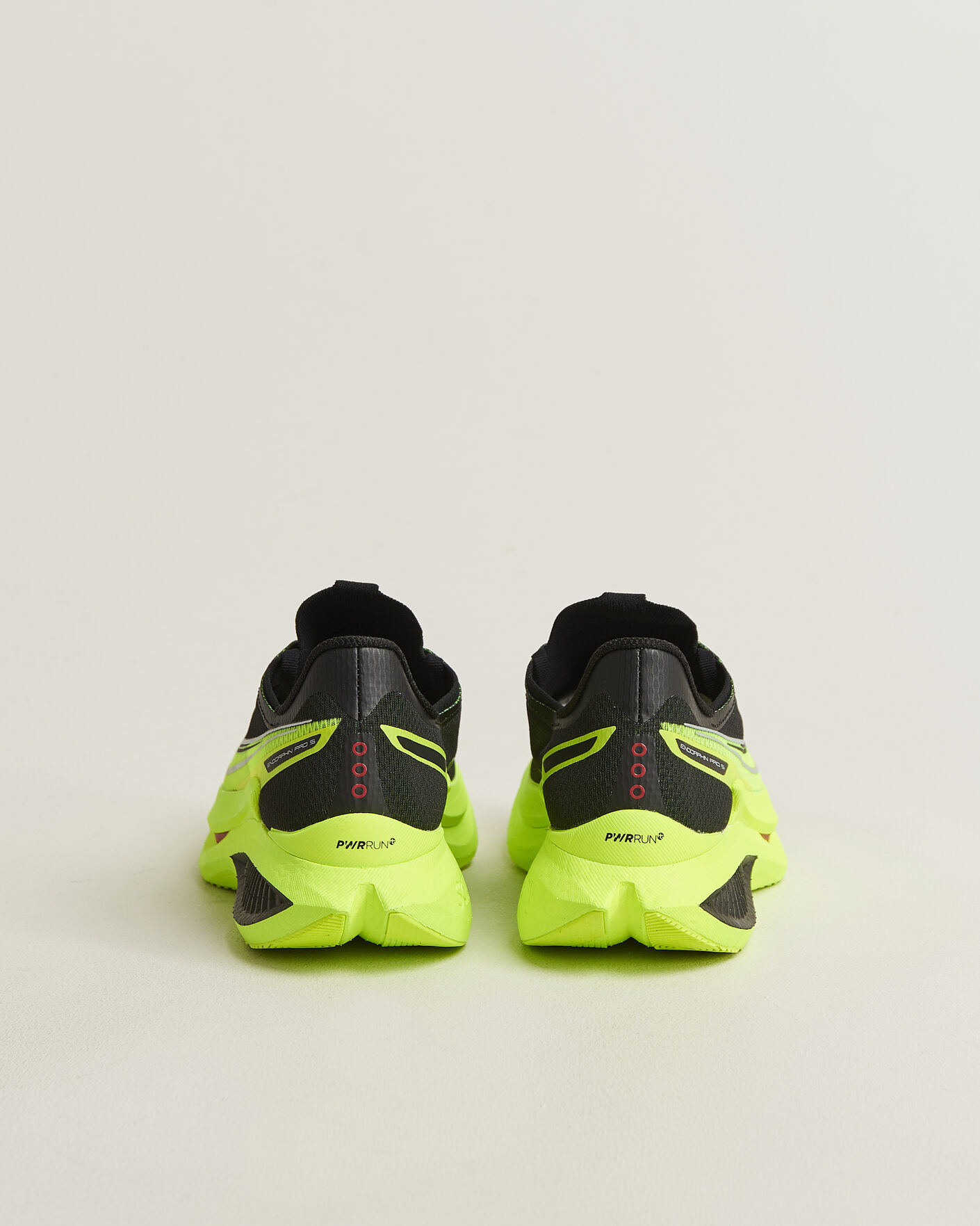 Herr | Löparskor | Saucony | Endorphin Pro 5 Black/Shock