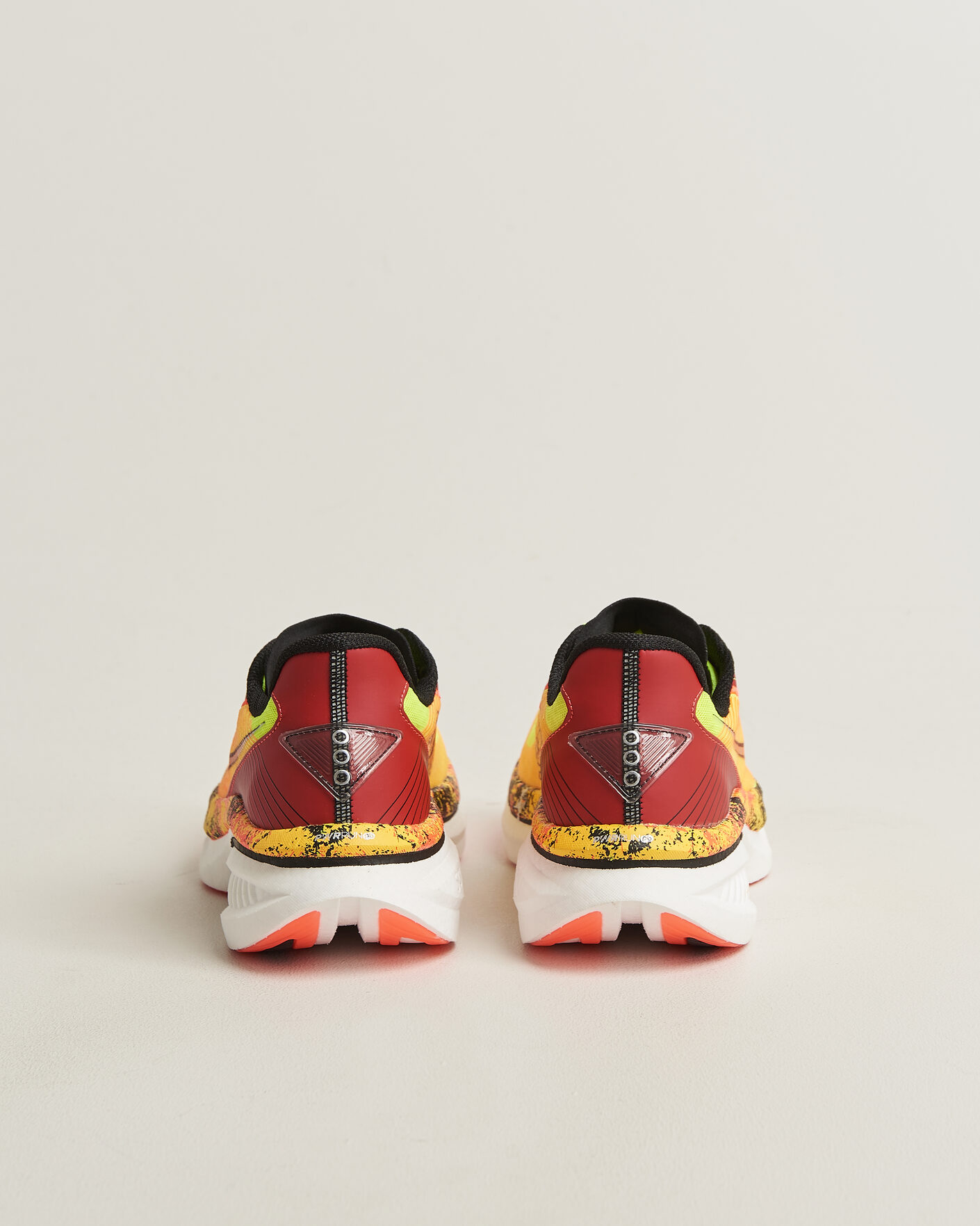 Herr | Löparskor | Saucony | Endorphin Azura Citron/Black