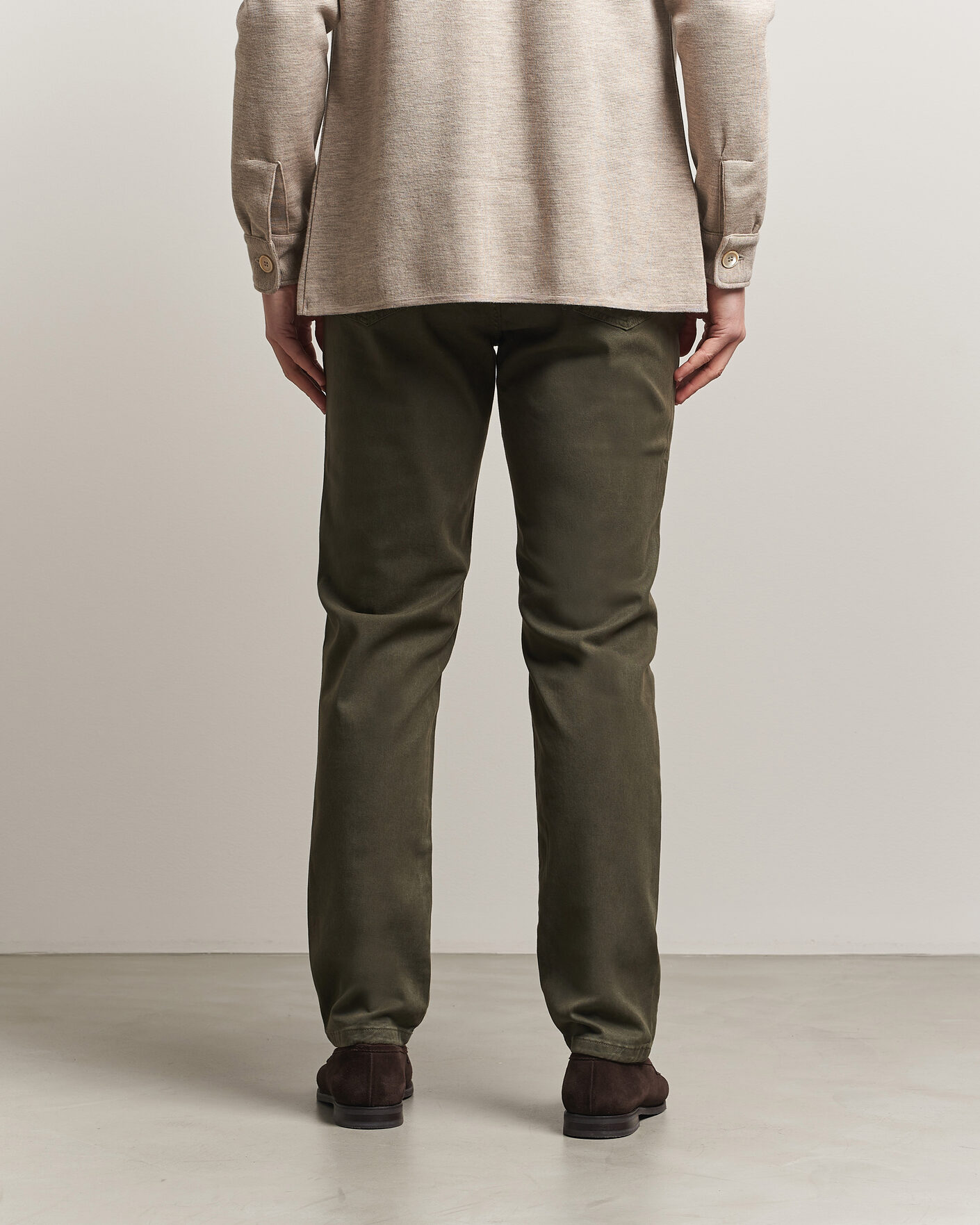 Herr | Byxor | Oscar Jacobson | Slim Fit 5-Pocket Chino Olive