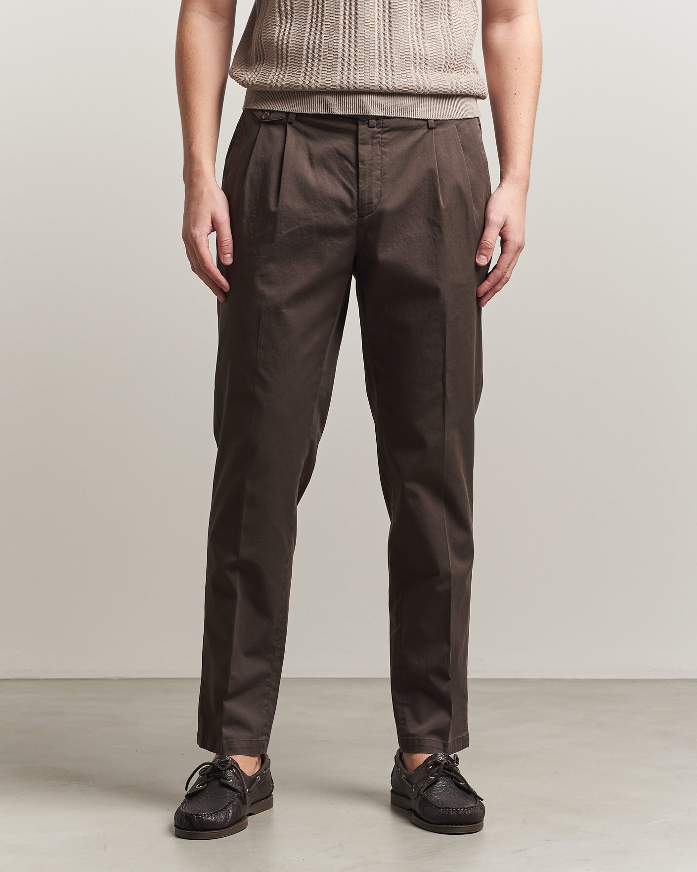 Herr | Byxor | Briglia 1949 | Easy Fit Pleated Cotton Stretch Chino Brown