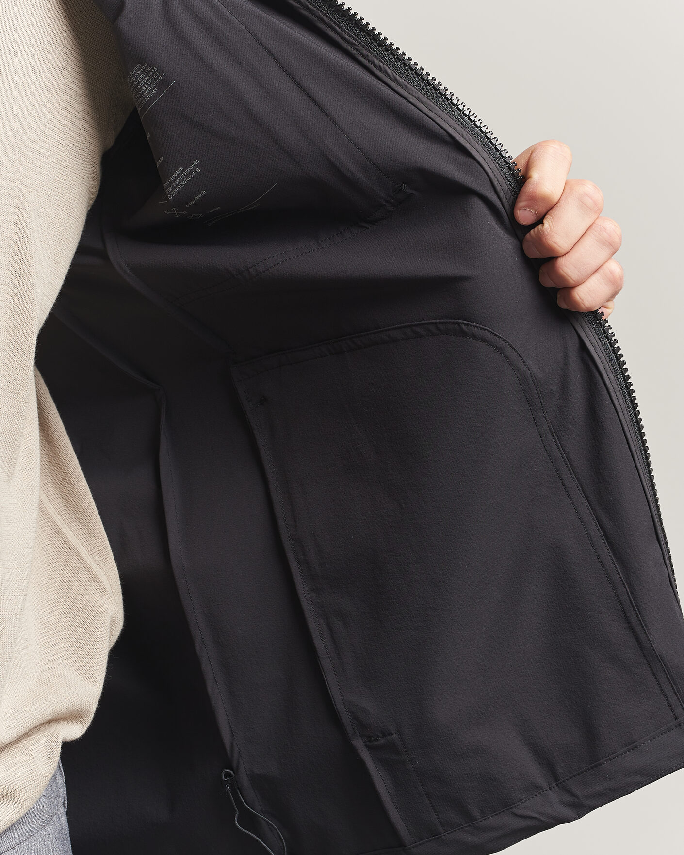 Herr | Jackor | Scandinavian Edition | Motion II Packable Jacket Graphite
