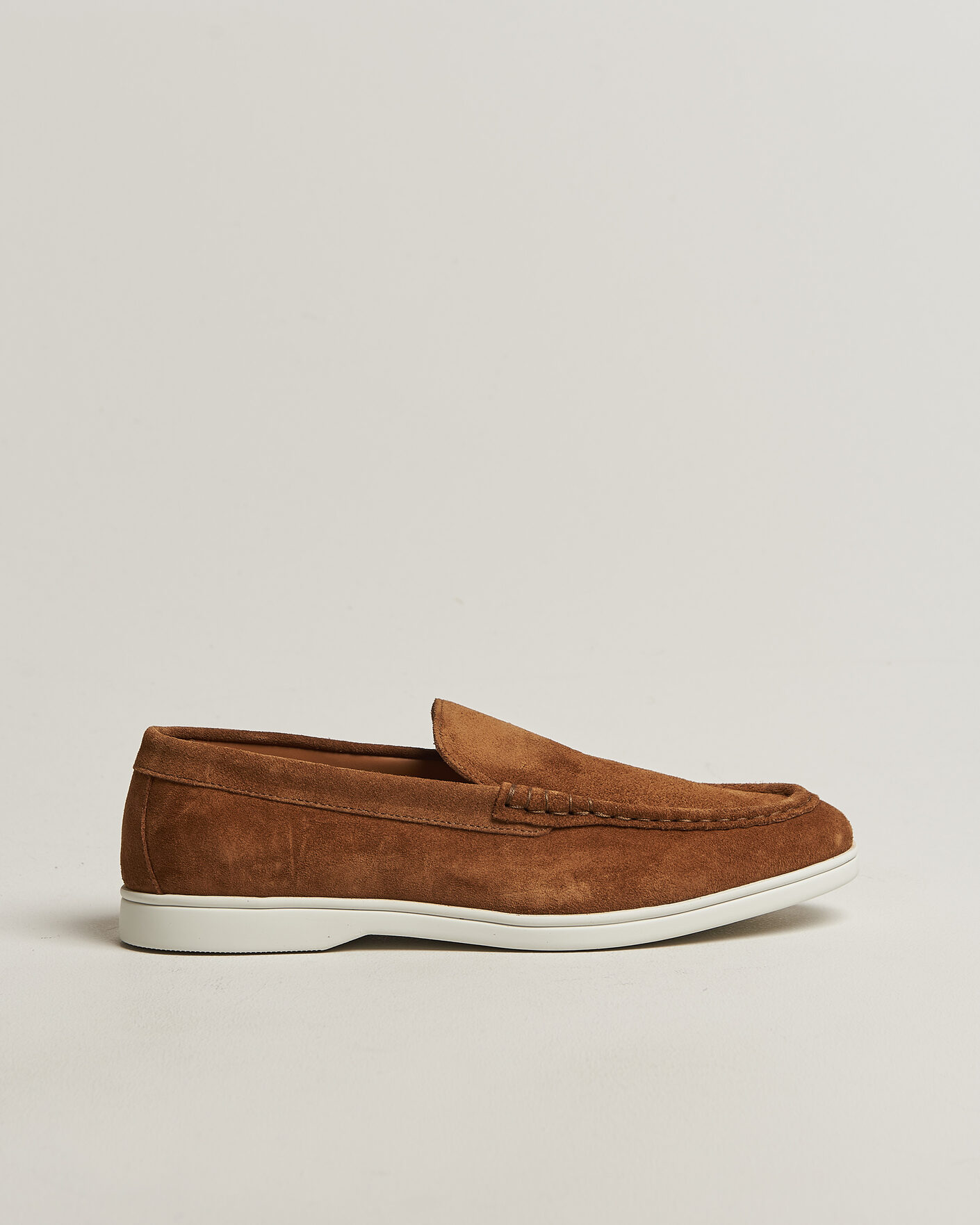 Herr | Loafers | Charles Tyrwhitt | Suede Slip On Loafers Light Brown