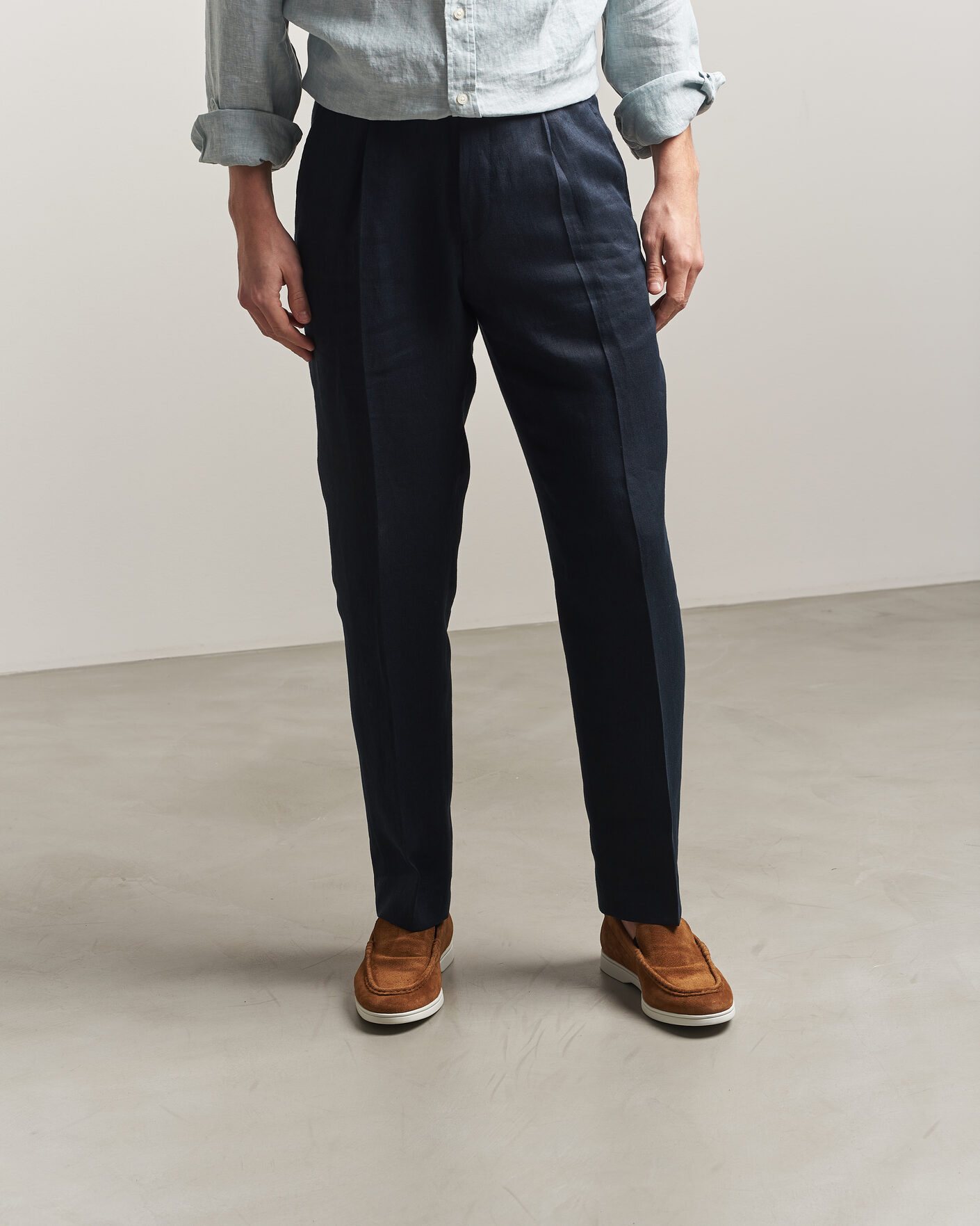 Herr | Loafers | Charles Tyrwhitt | Suede Slip On Loafers Light Brown