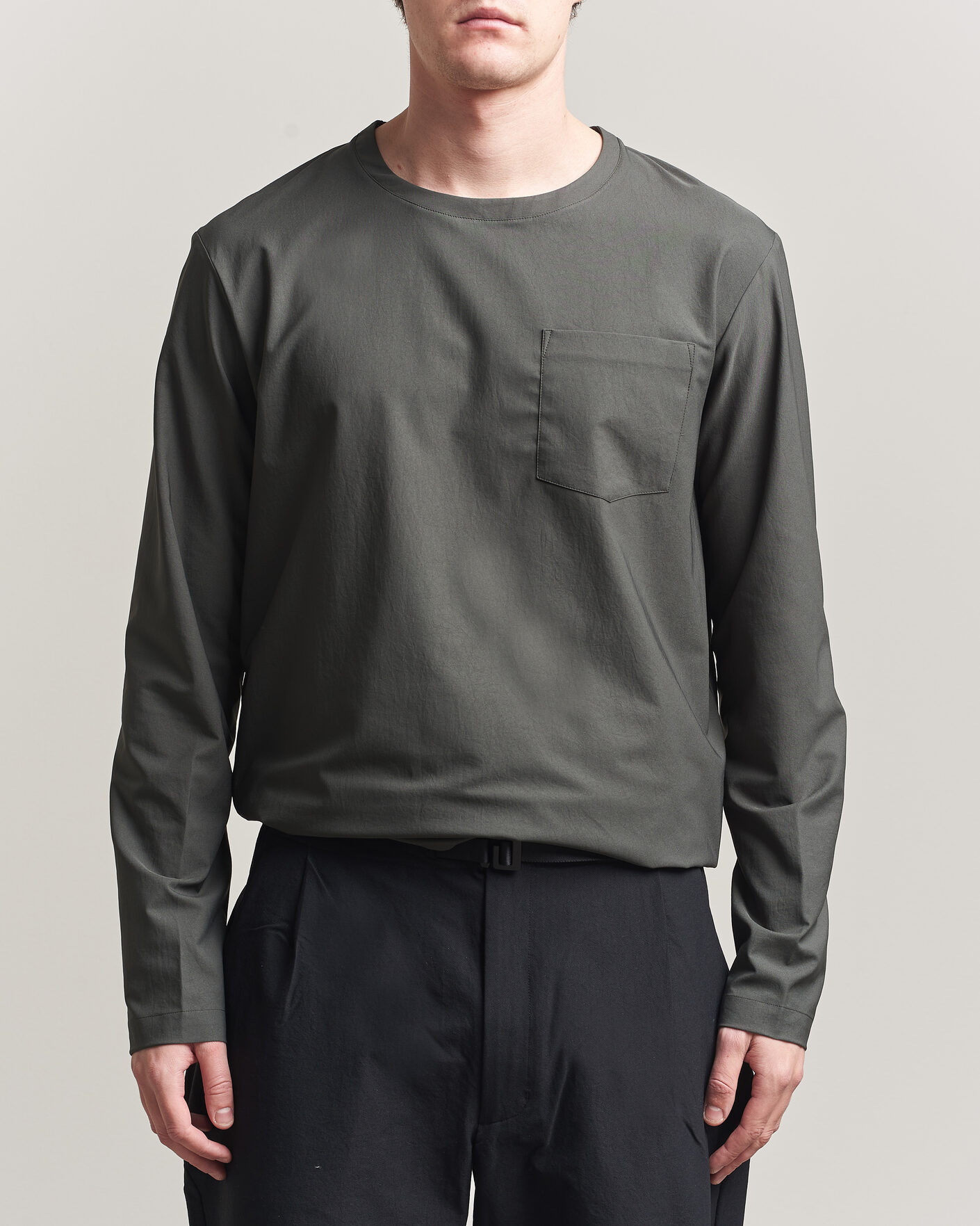 Herr | T-Shirts | Houdini | Cover Crew Green Illusion