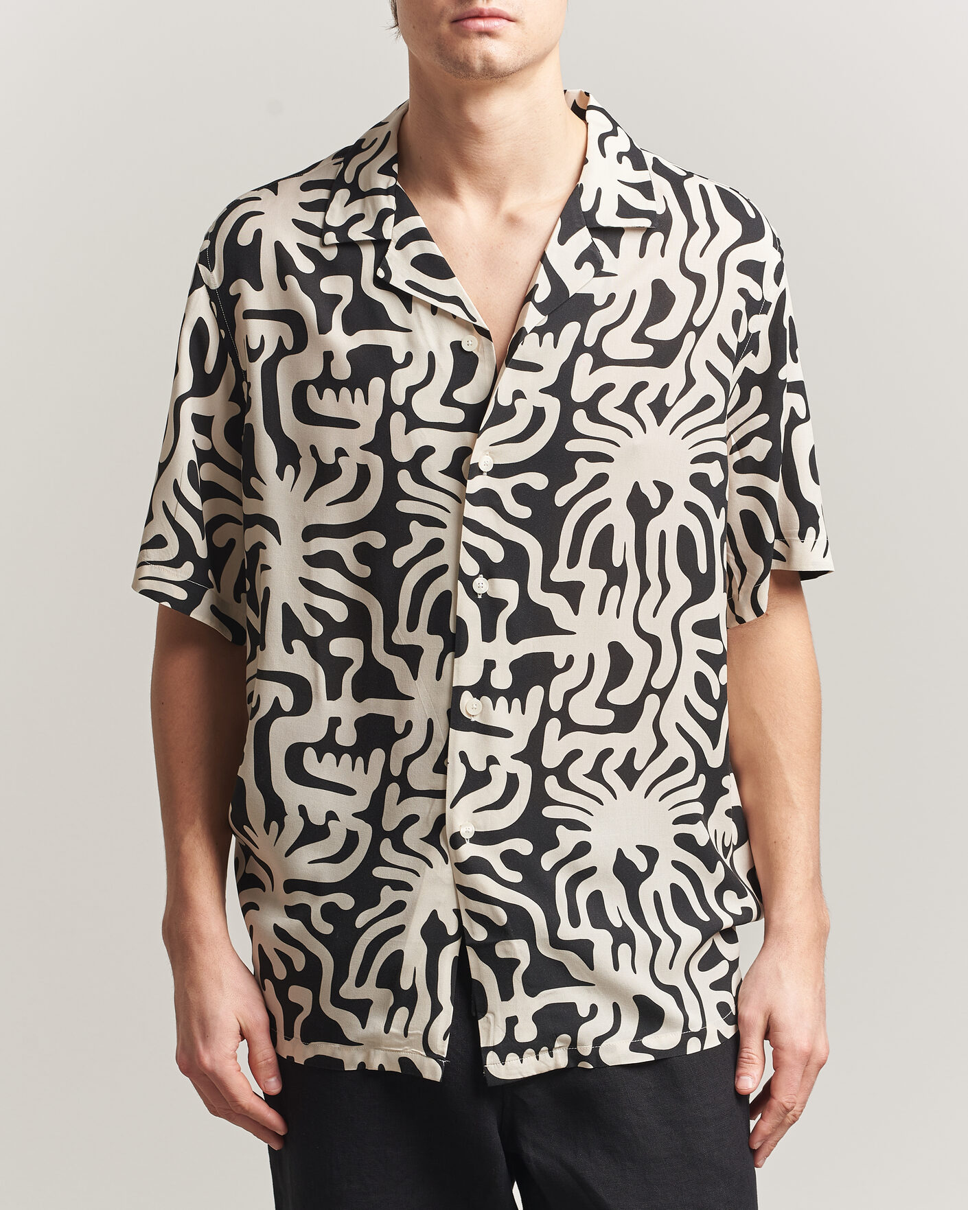 Herr | Skjortor | OAS | Rocco Viscose Short Sleeve Shirt Loefy