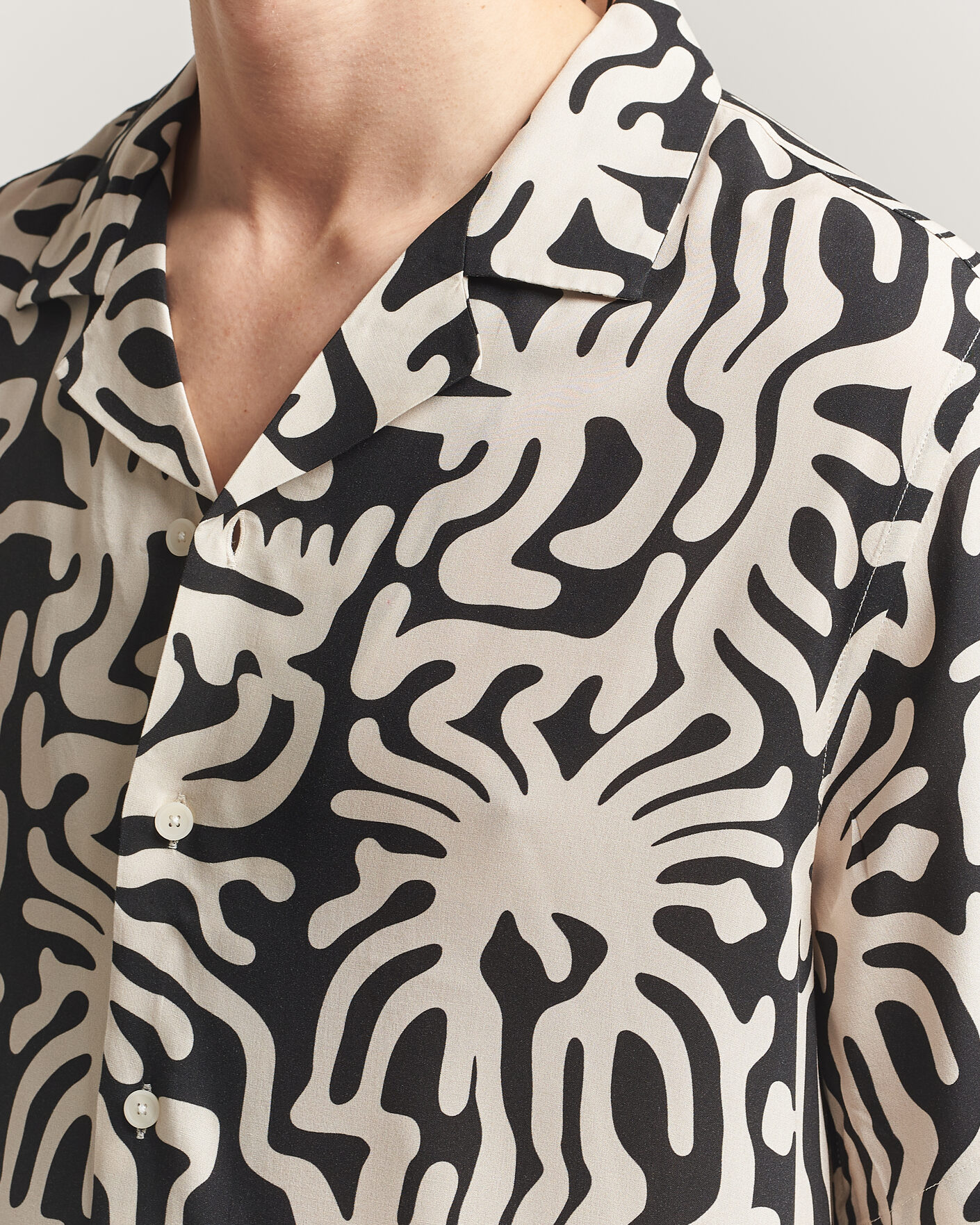 Herr | Skjortor | OAS | Rocco Viscose Short Sleeve Shirt Loefy