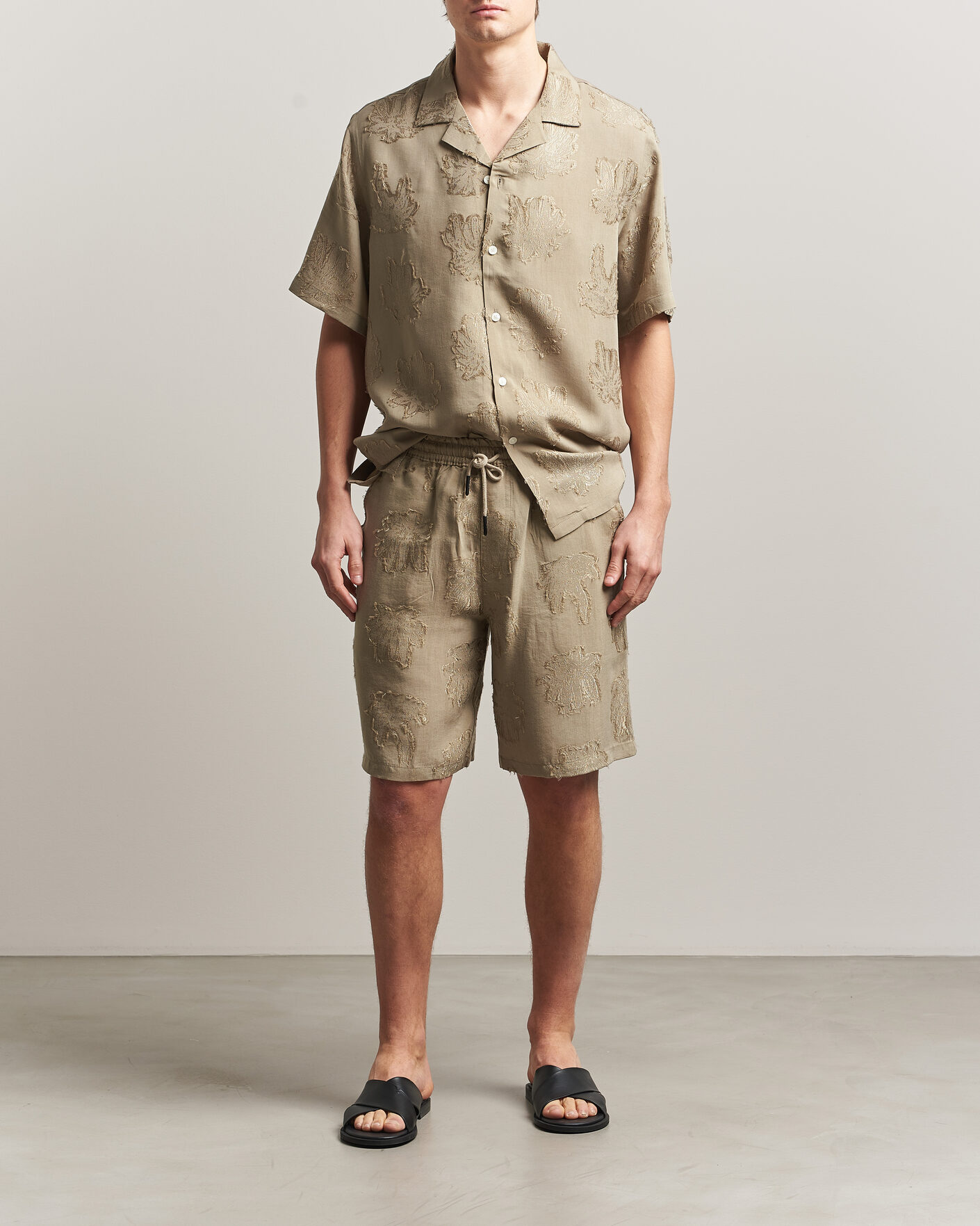 Herr | Skjortor | OAS | Rocco Lyocell Short Sleeve Shirt Palmoza