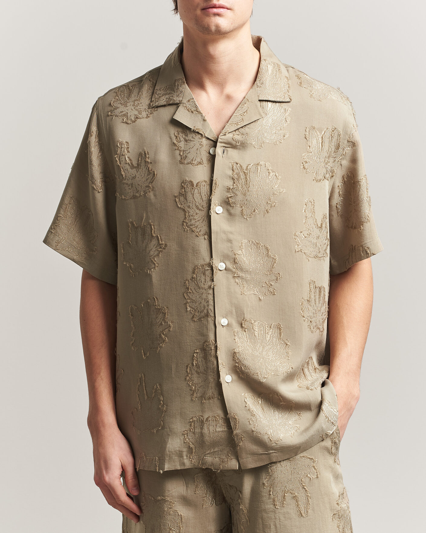 Herr | Skjortor | OAS | Rocco Lyocell Short Sleeve Shirt Palmoza