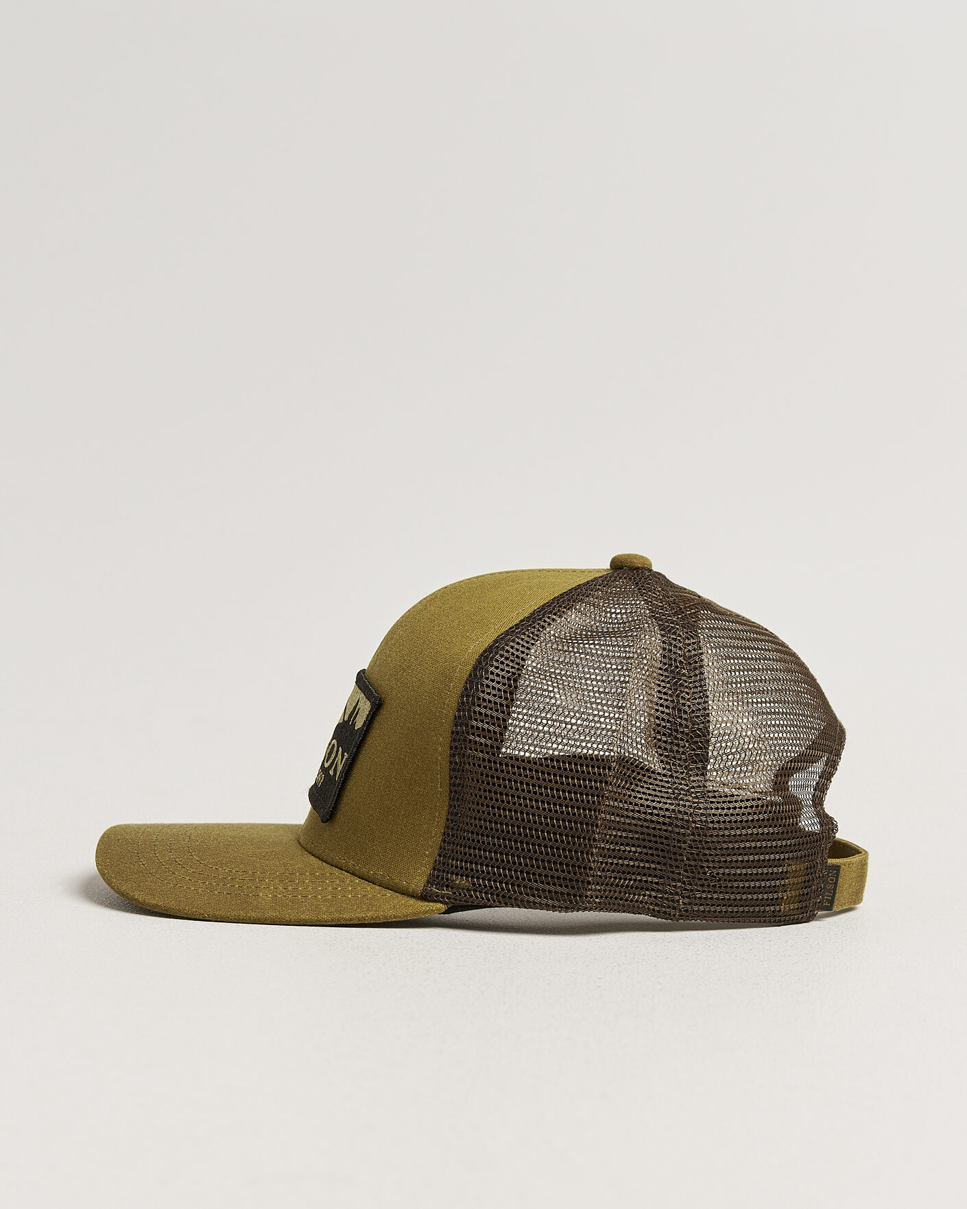 Herr | Hattar & kepsar | Filson | Scenic Waxed Logger Mesh Cap Dark Tan