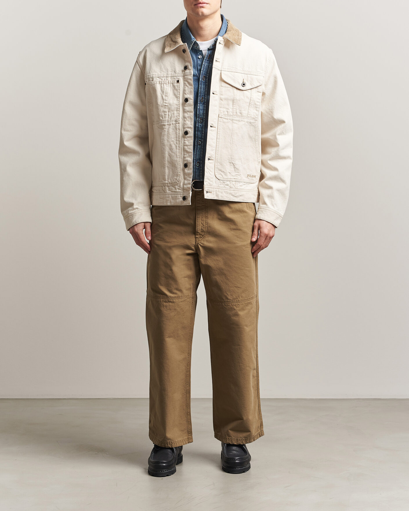 Herr | Jackor | Filson | Rustic Canvas Short Cruiser Natural Seed