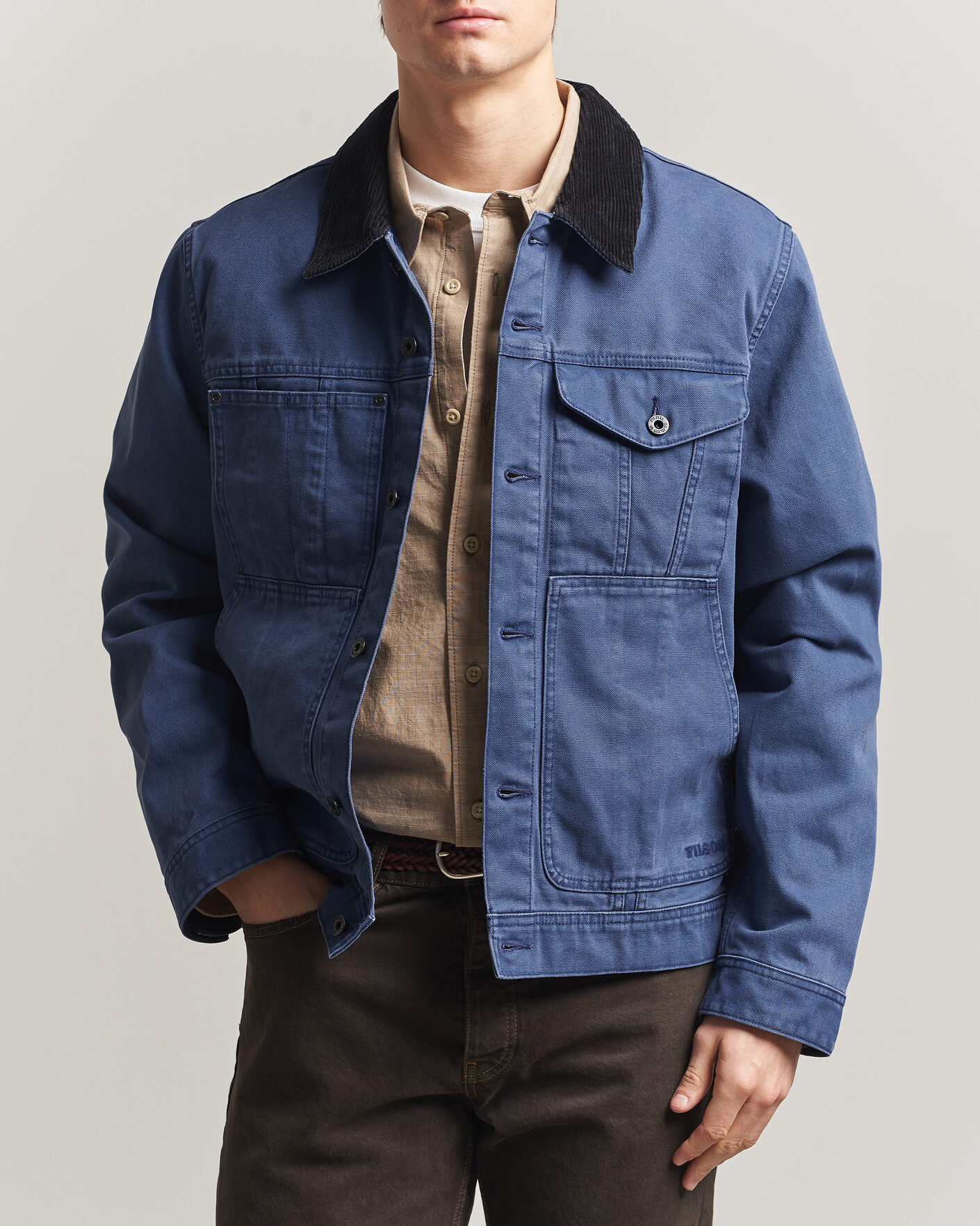 Herr | Jackor | Filson | Rustic Canvas Short Cruiser Indigo