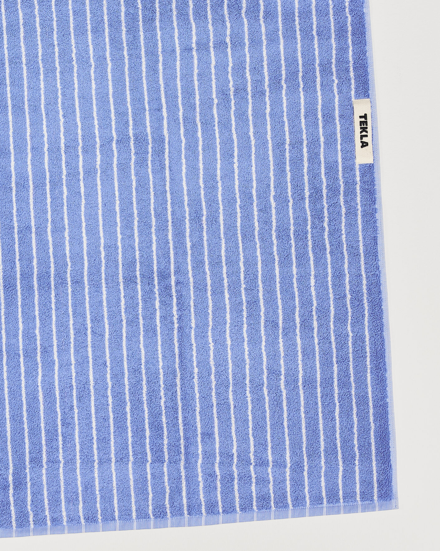 Herr | Textilier | Tekla | Organic Terry Hand Towel Clear Blue Stripes