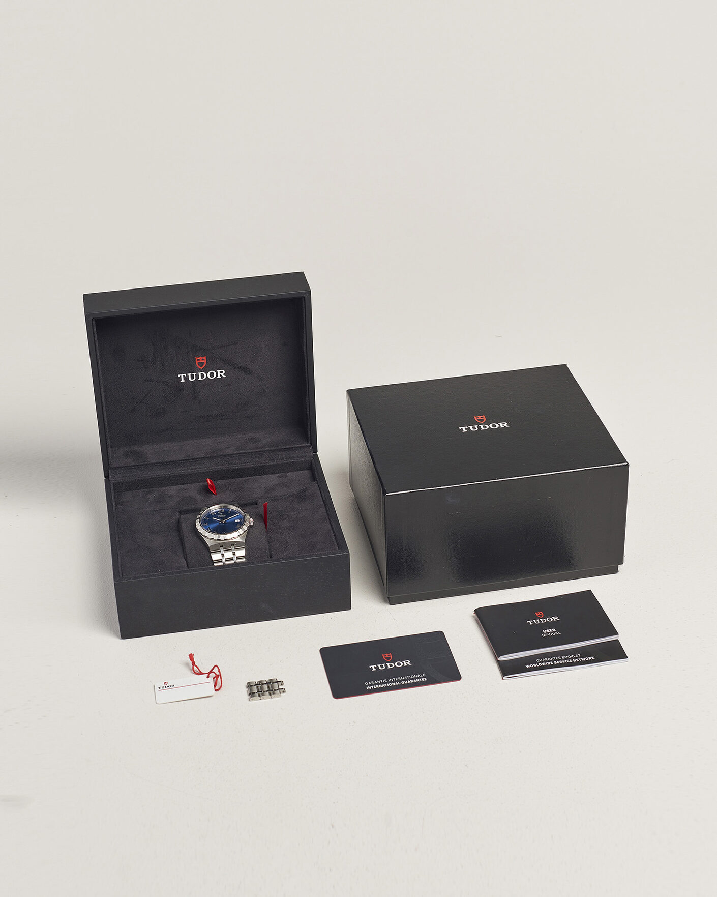 Herr | Tudor Pre-Owned Royal 38 | Tudor Pre-Owned | Royal 38