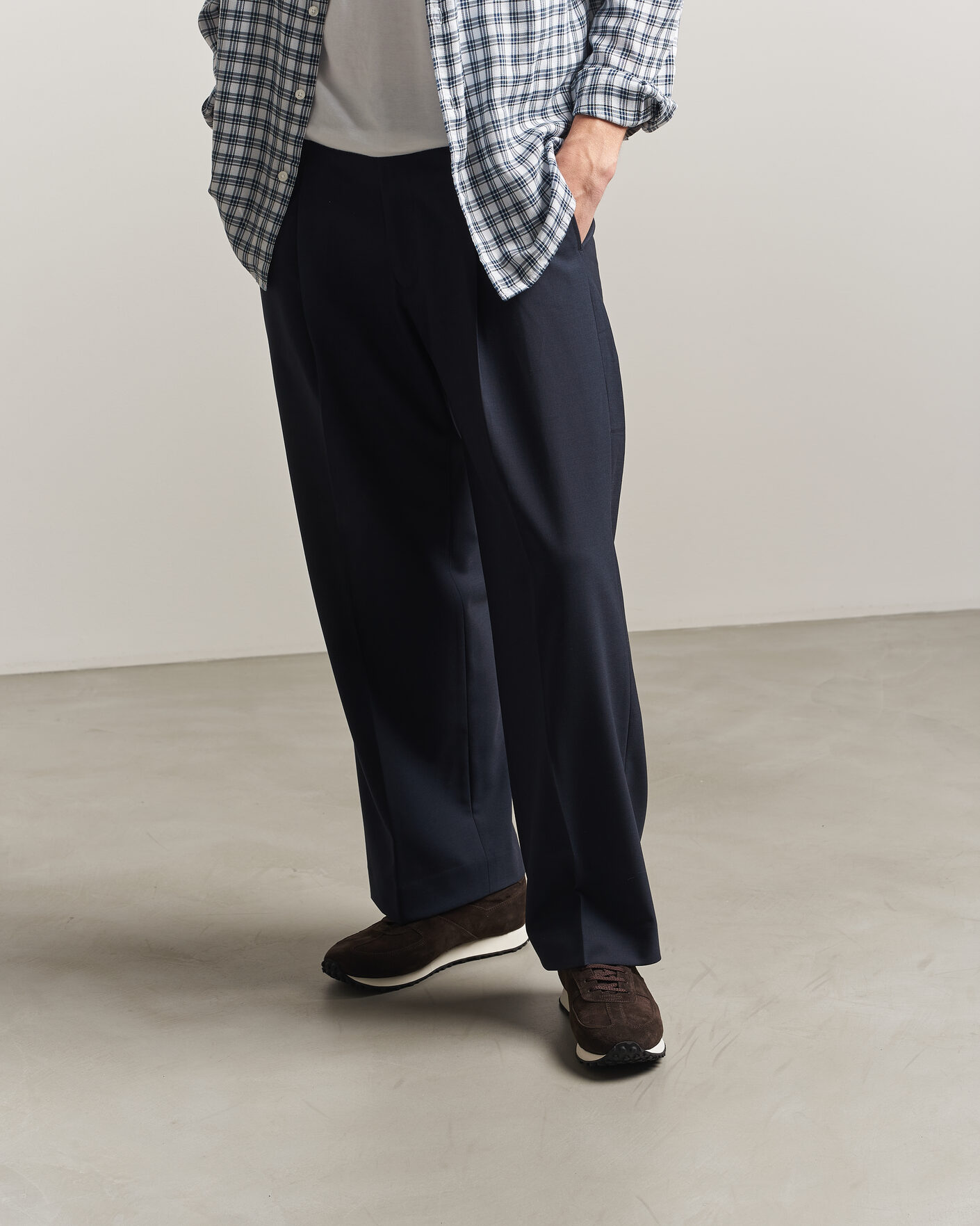 Herr | Sneakers | CQP | Stride Suede Runner Dark Brown