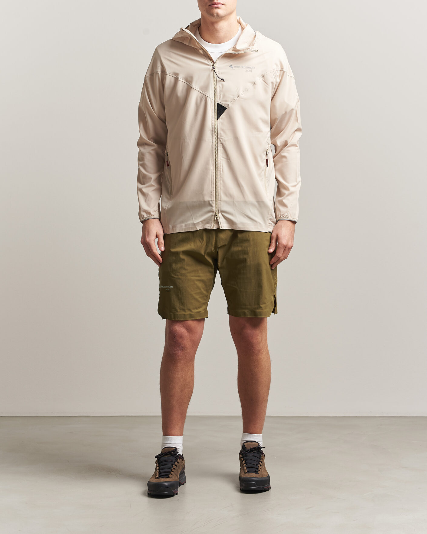 Herr | Shorts | Klättermusen | Nal Windbreaker Shorts Olive