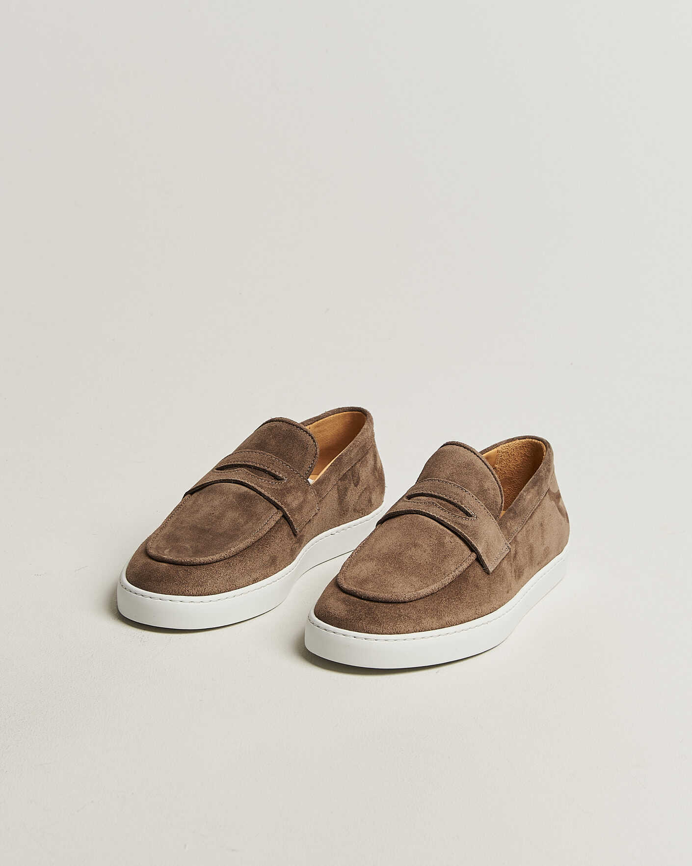 Herr | Loafers | Fliteless | Suede Penny Sneaker Light Brown