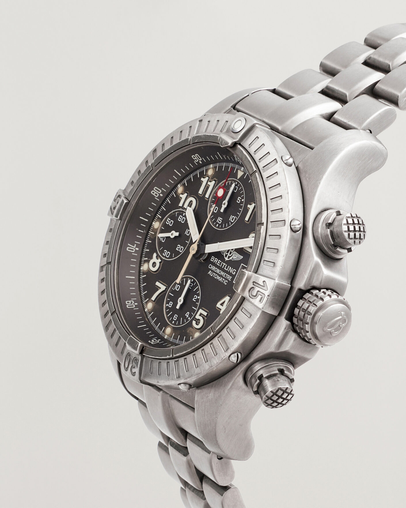Herr | Pre-Owned & Vintage Watches | Breitling Pre-Owned | Avenger Titanium Chrono 