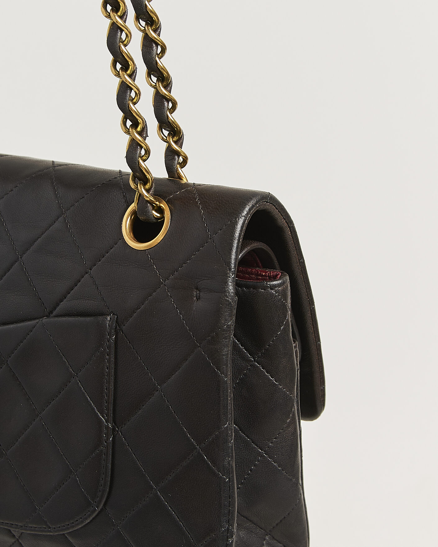 Herr | Pre-Owned & Vintage Bags | Chanel Pre-Owned | Classic Medium Double Flap Bag Black