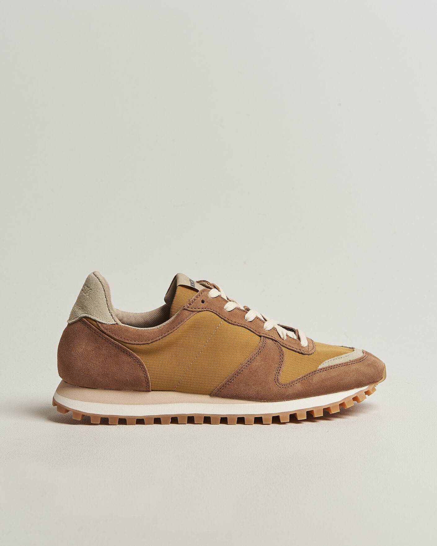 Herr | Sneakers | Novesta | Marathon Trail Running Sneaker Cognac/Beige