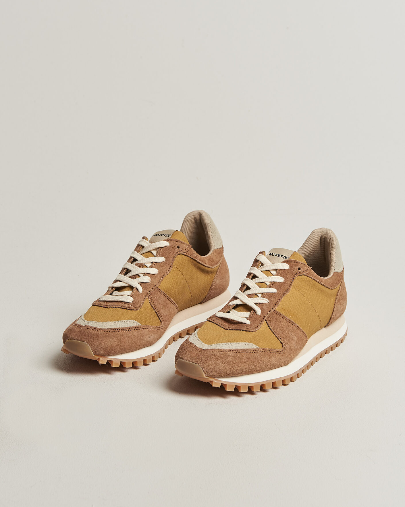 Herr | Sneakers | Novesta | Marathon Trail Running Sneaker Cognac/Beige