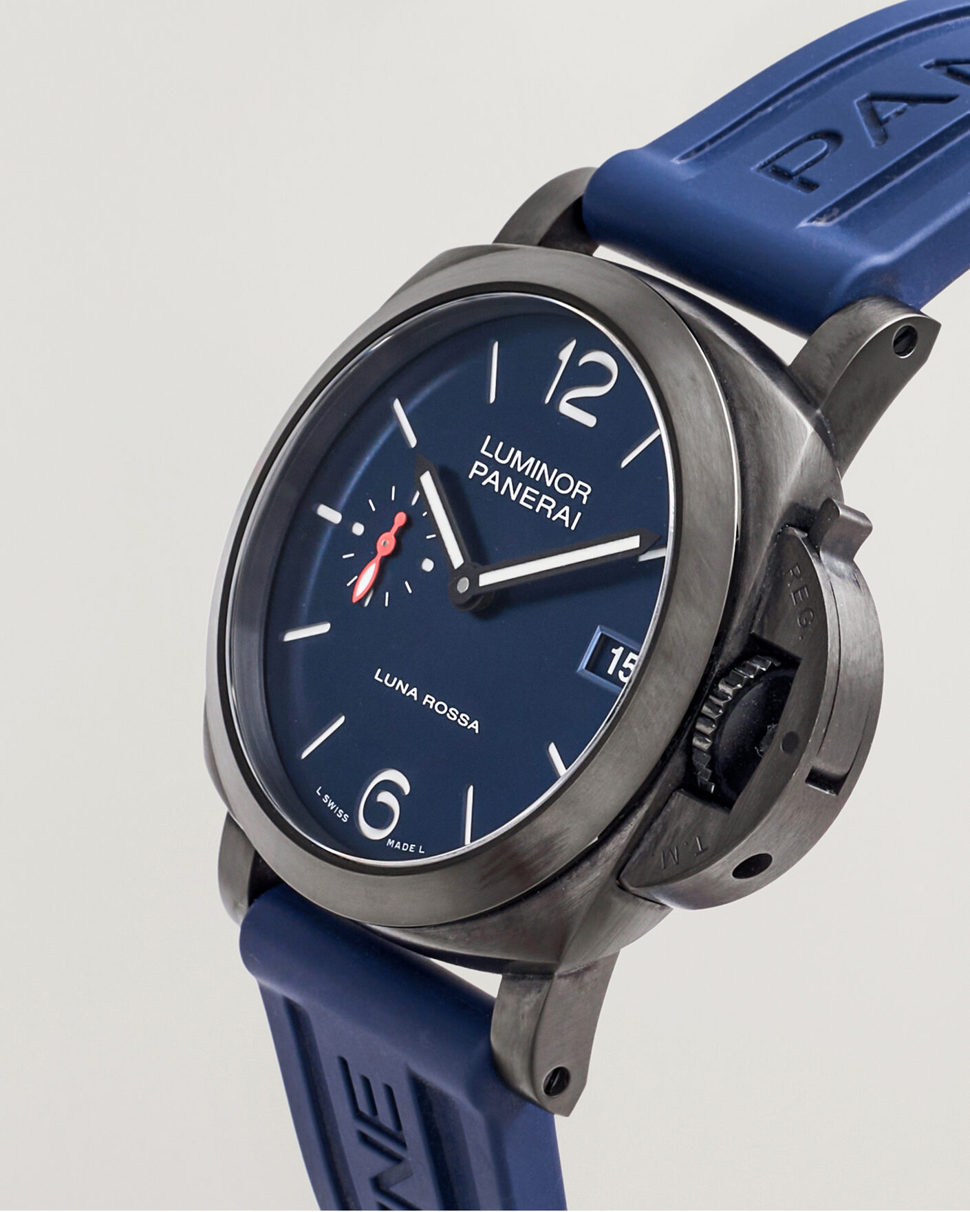 Herr | Pre-Owned & Vintage Watches | Panerai Pre-Owned | Luna Rossa 40 