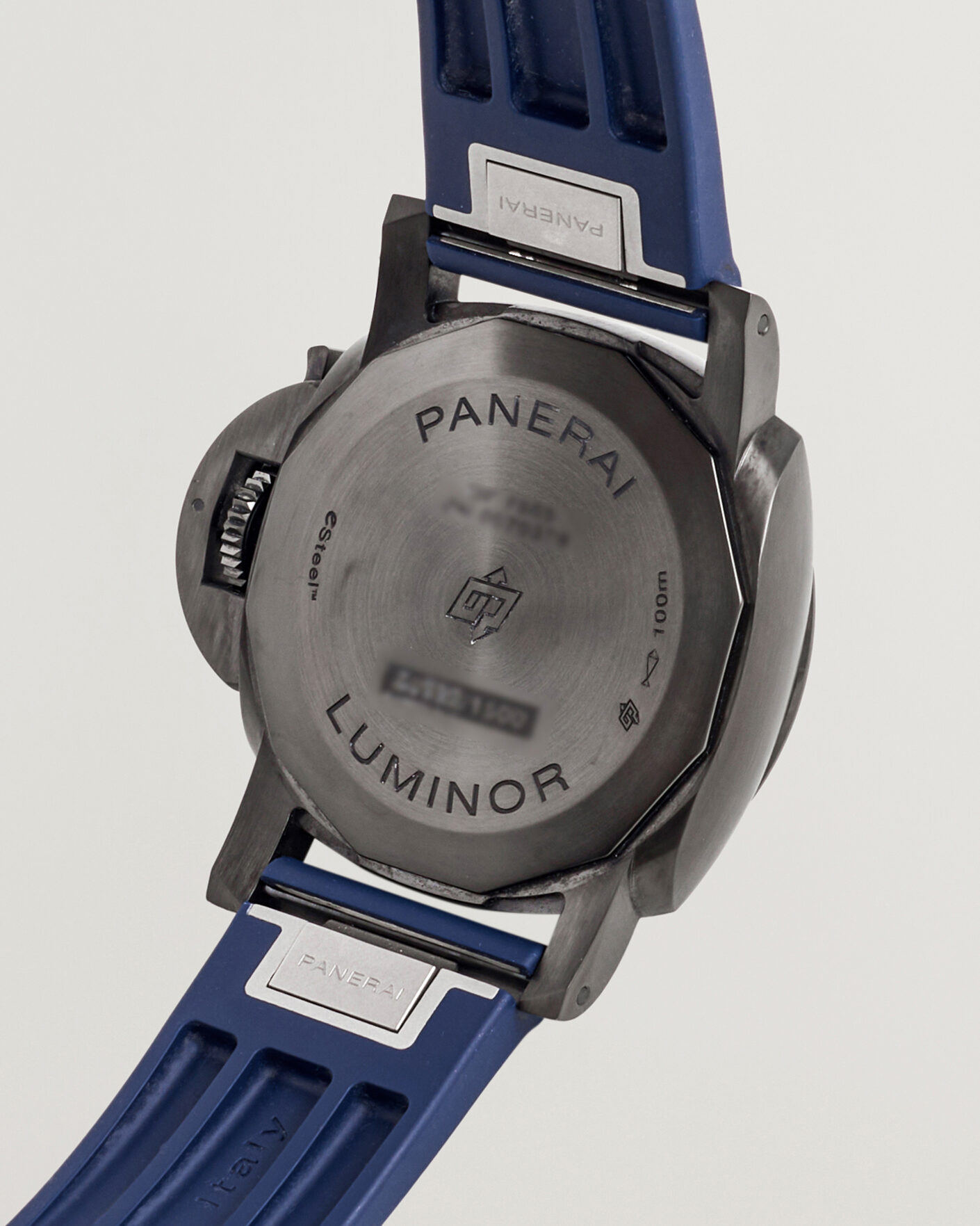 Herr | Pre-Owned & Vintage Watches | Panerai Pre-Owned | Luna Rossa 40 