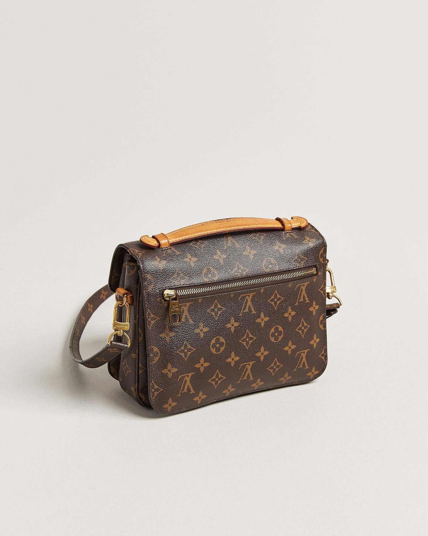 Herr | Pre-Owned & Vintage Bags | Louis Vuitton Pre-Owned | Pochette Métis Monogram