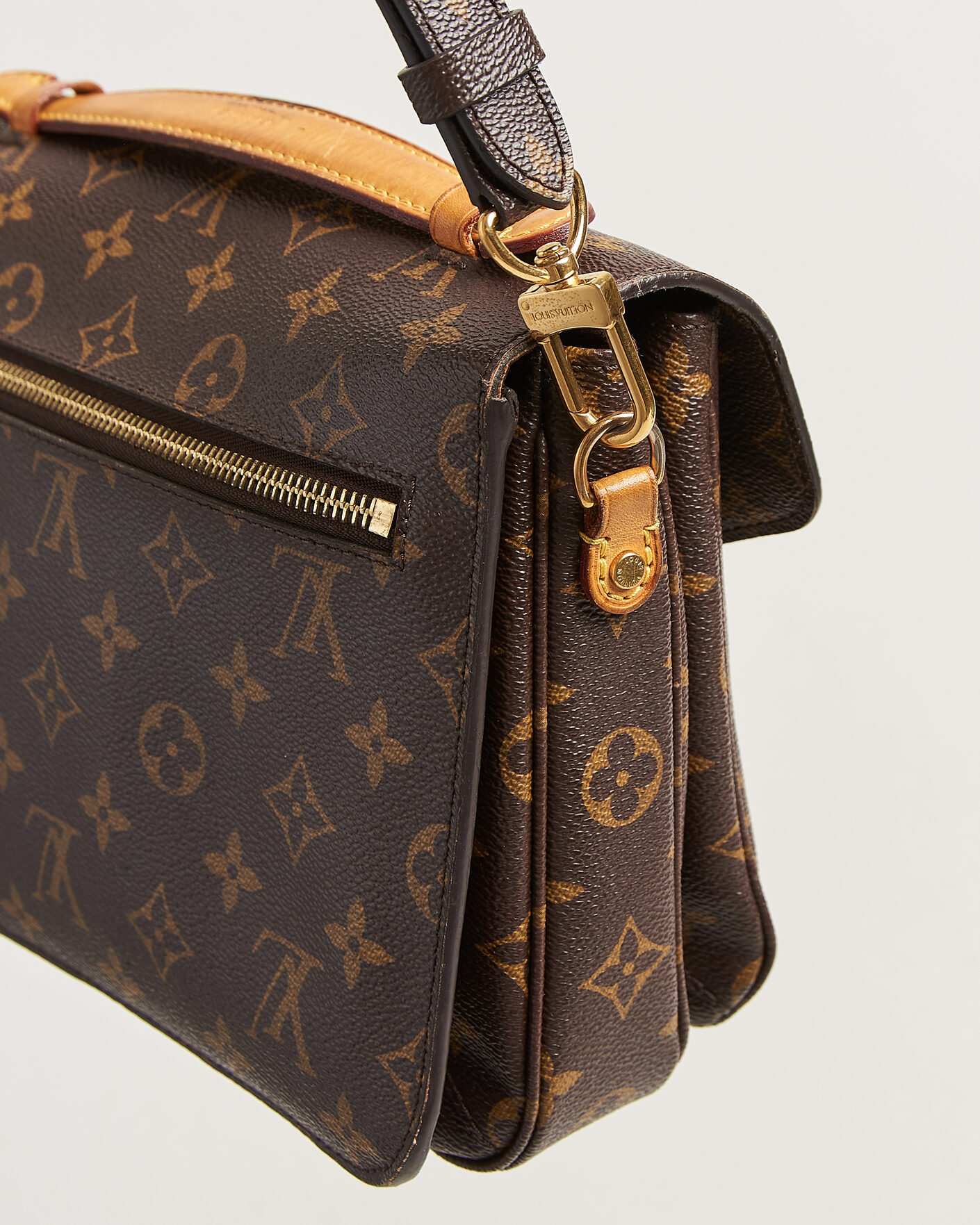 Herr | Pre-Owned & Vintage Bags | Louis Vuitton Pre-Owned | Pochette Métis Monogram
