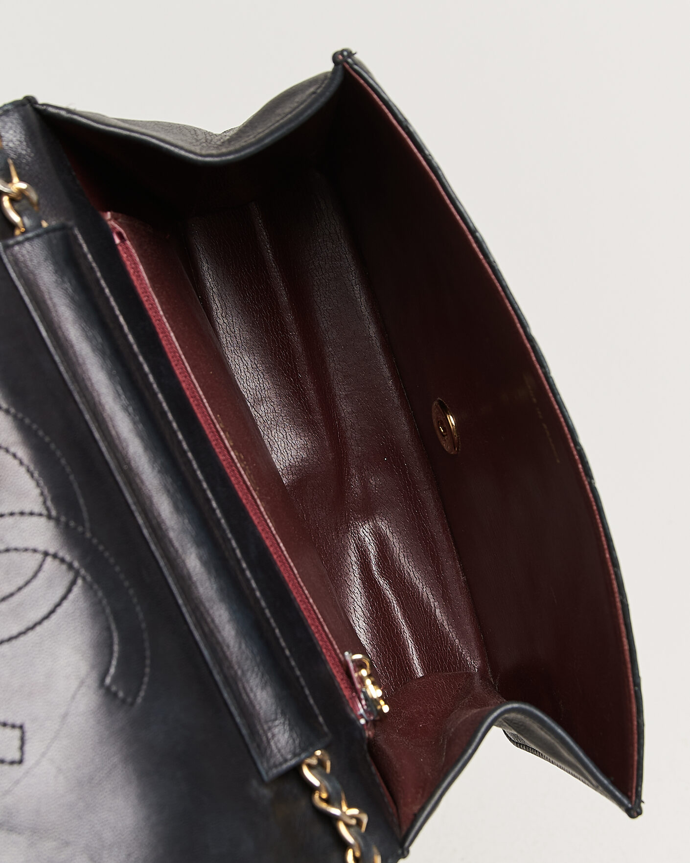 Herr | Pre-Owned & Vintage Bags | Chanel Pre-Owned | Single Flap Bag Black