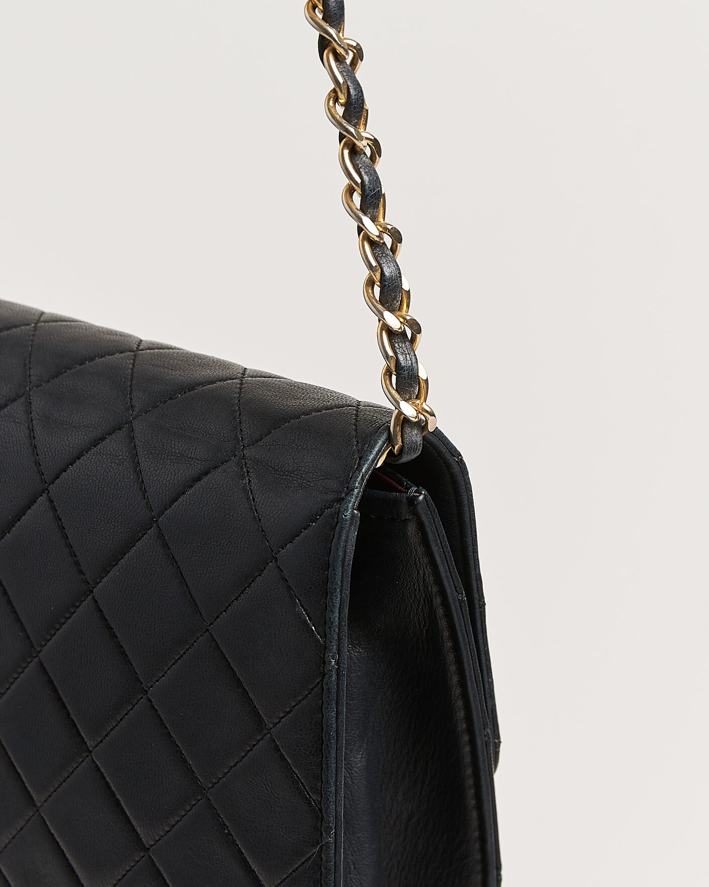 Herr | Pre-Owned & Vintage Bags | Chanel Pre-Owned | Single Flap Bag Black