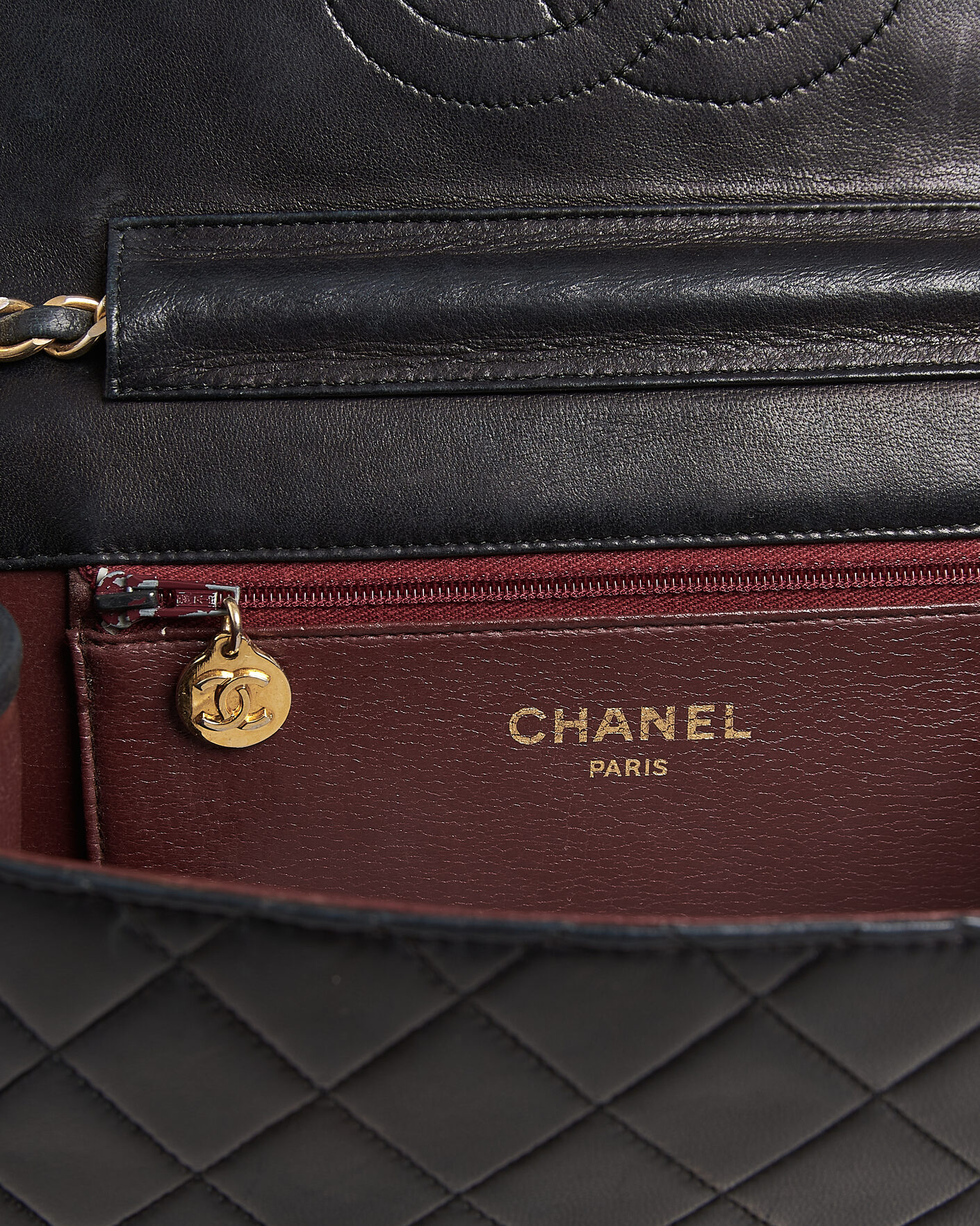 Herr | Pre-Owned & Vintage Bags | Chanel Pre-Owned | Single Flap Bag Black