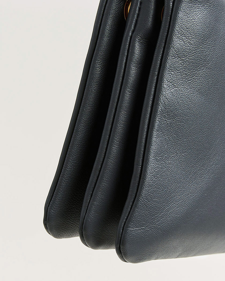 Herr | Pre-Owned & Vintage Bags | Celine Pre-Owned | Trio Bag Small Leather Grey