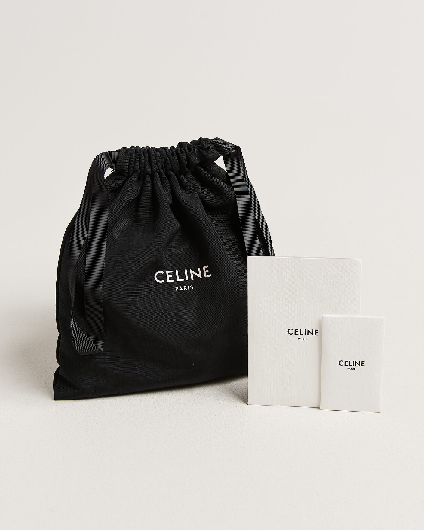 Herr | Pre-Owned & Vintage Bags | Celine Pre-Owned | Trio Bag Small Leather Grey