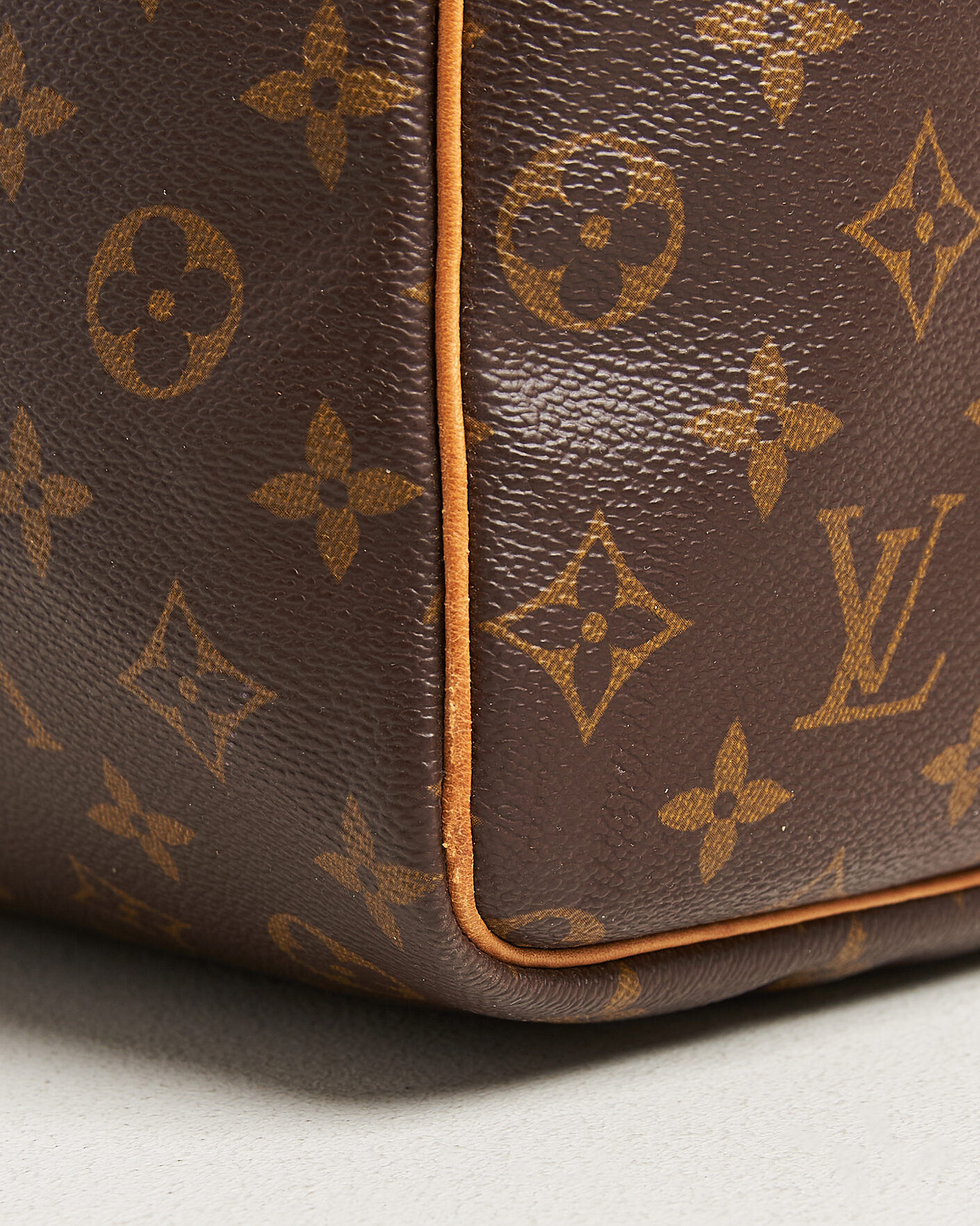 Herr | Pre-Owned & Vintage Bags | Louis Vuitton Pre-Owned | Keepall Bandouliére 60 Monogram