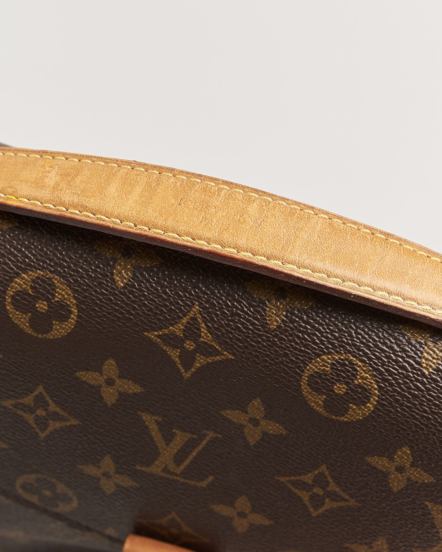 Herr | Pre-Owned & Vintage Bags | Louis Vuitton Pre-Owned | Pochette Métis Monogram