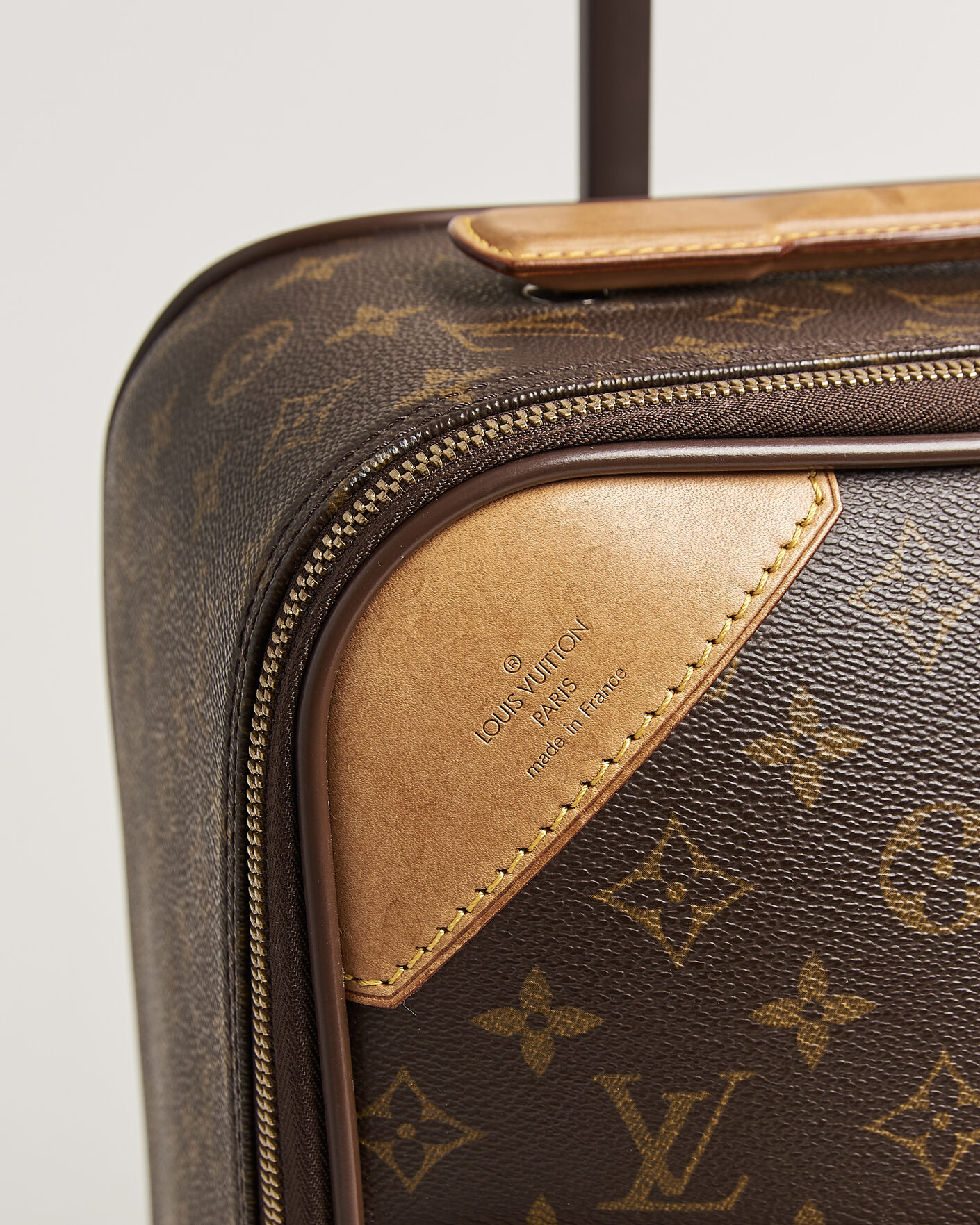 Herr | Pre-Owned & Vintage Bags | Louis Vuitton Pre-Owned | Pegase 45 Trolley Case Monogram