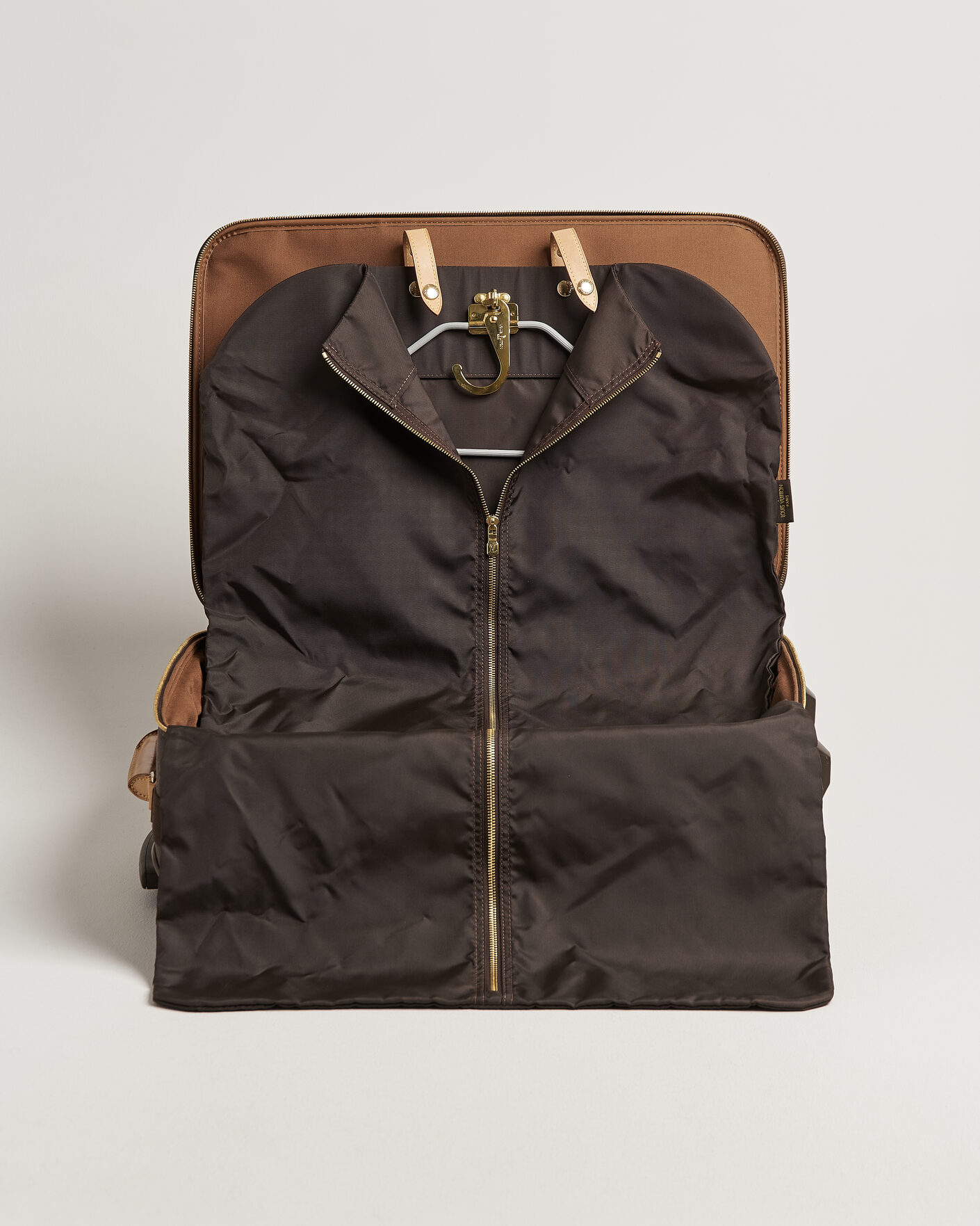 Herr | Pre-Owned & Vintage Bags | Louis Vuitton Pre-Owned | Pegase 55 Trolley Case Monogram